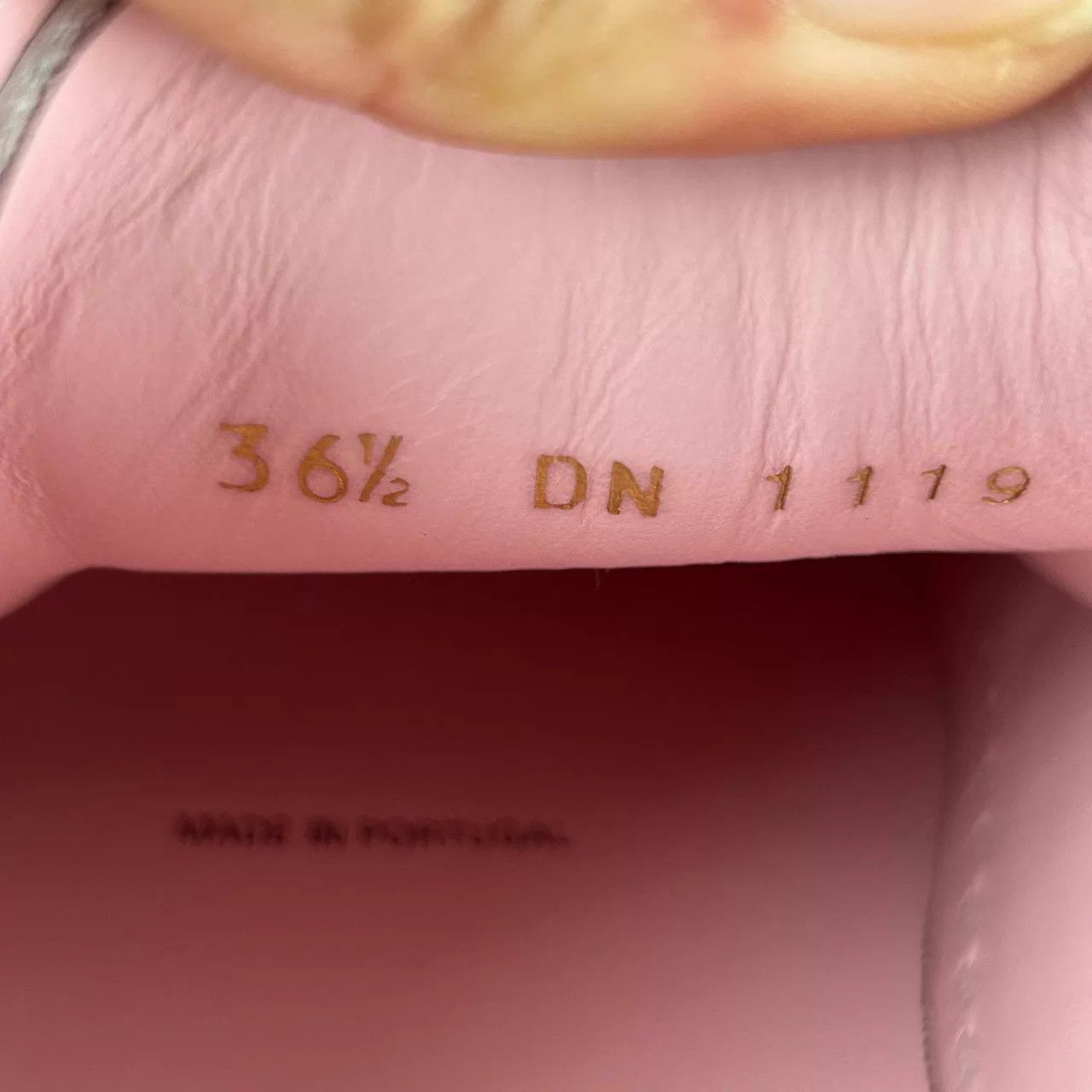 Givenchy Givenchy White Pink Colorblock Sneakers Women 36.5 New Size US 6 / IT 36 - 7 Thumbnail