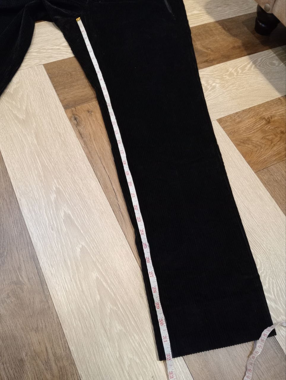 Emporio Armani EMPORIO ARMANI MATT LINE BLACK CORDUROY PANTS Size US 38 / EU 54 - 12 Thumbnail