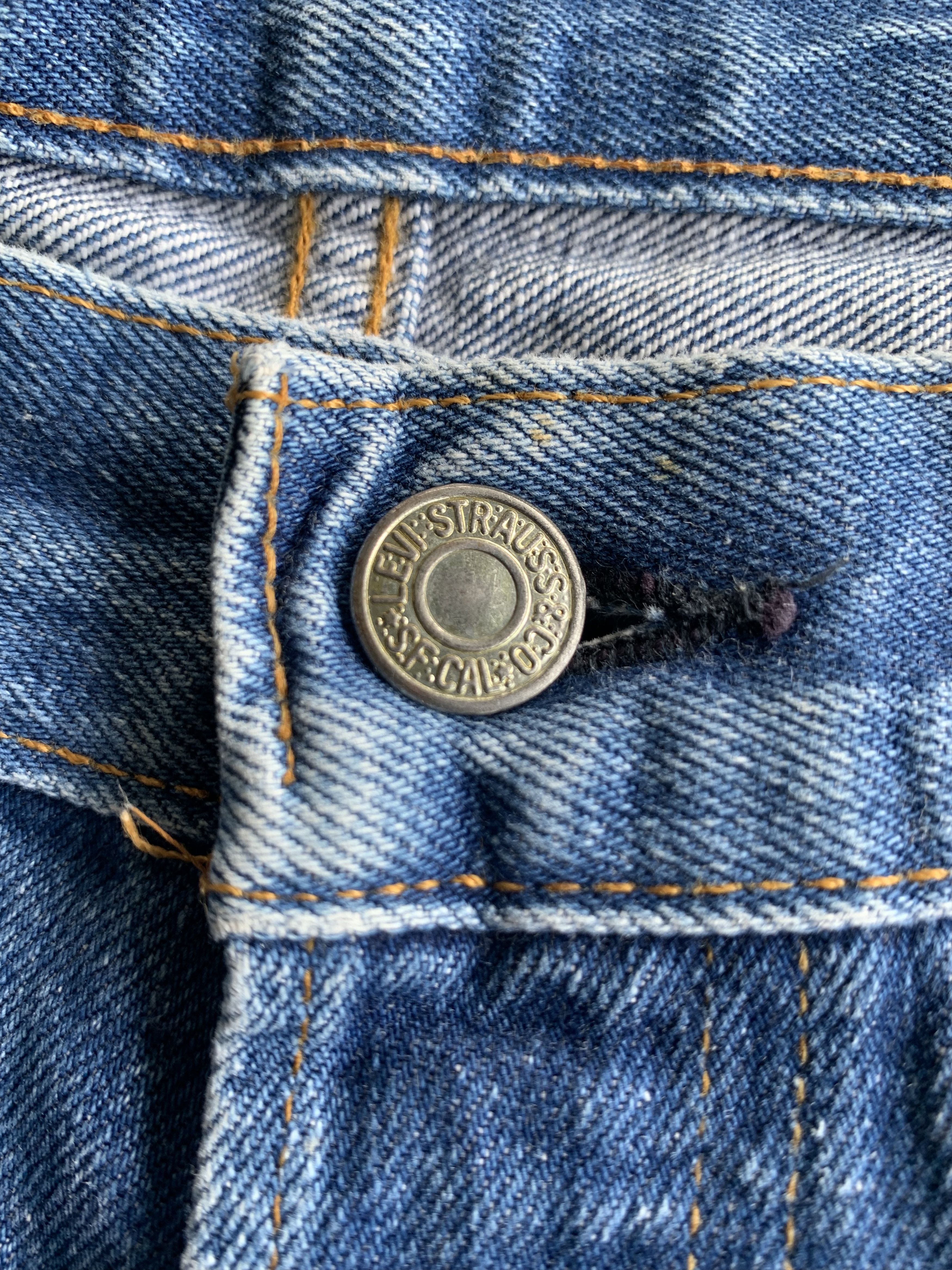 Levi's VINTAGE LEVIS 501 BIG E 1994 SELVEDGE DISTRESSED DENIM Size US 29 - 15 Thumbnail