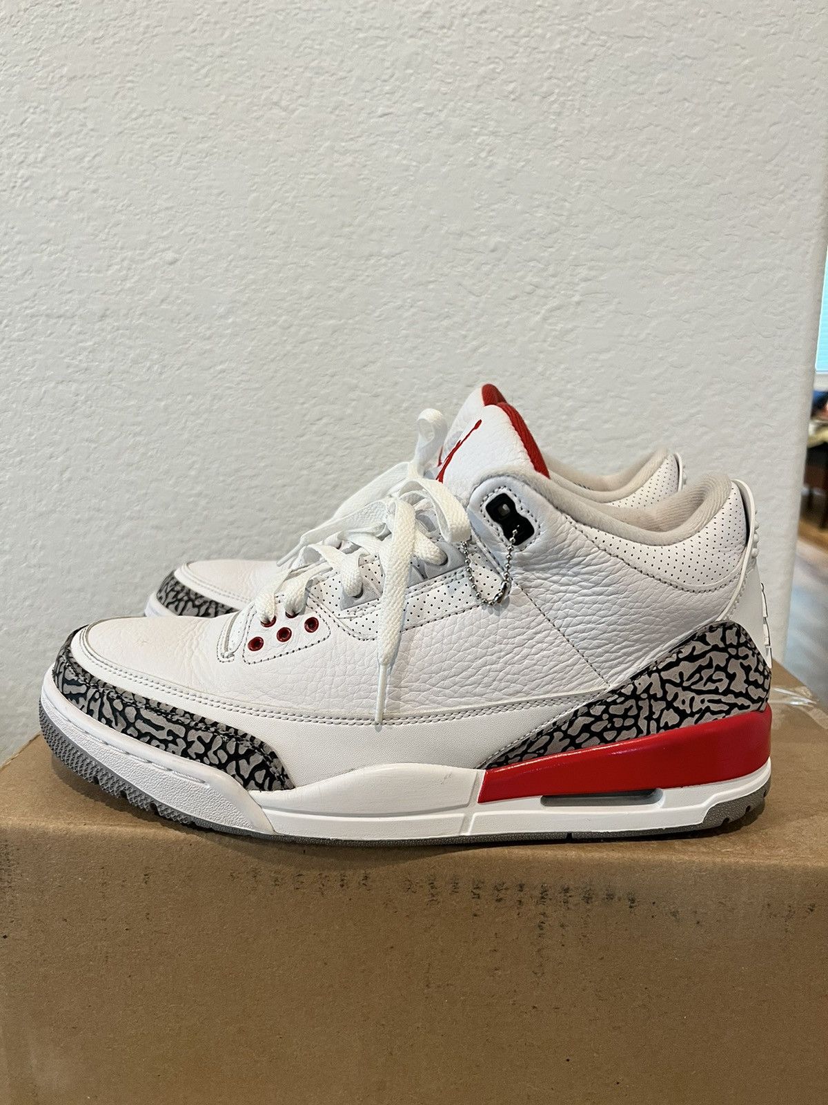 image of Jordan Nike Jordan 3 Retro Hall Of Fame Shoes in White/Red, Men's (Size 11)