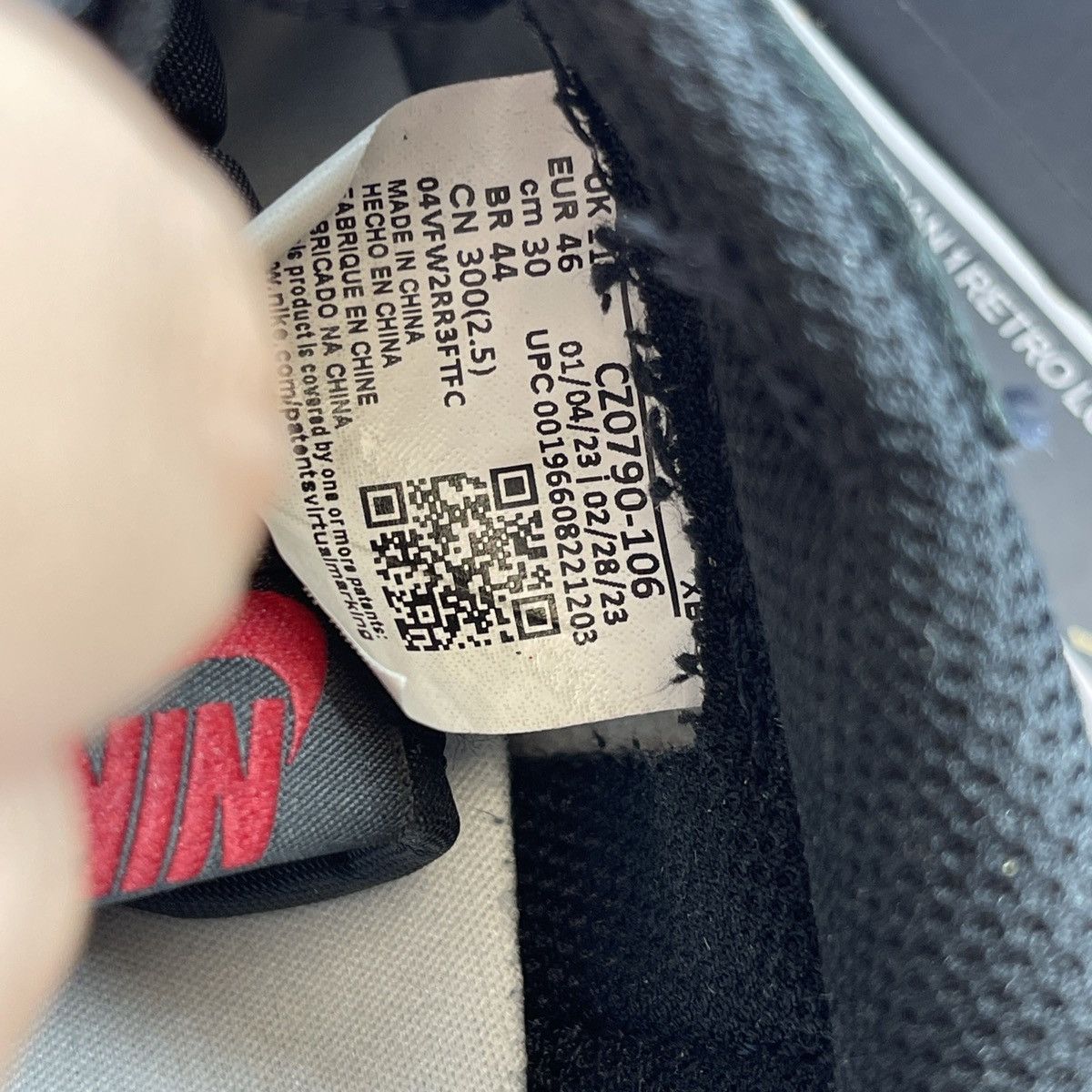 Jordan Brand Air Jordan 1 low black toe Size US 12 / EU 45 - 8 Thumbnail