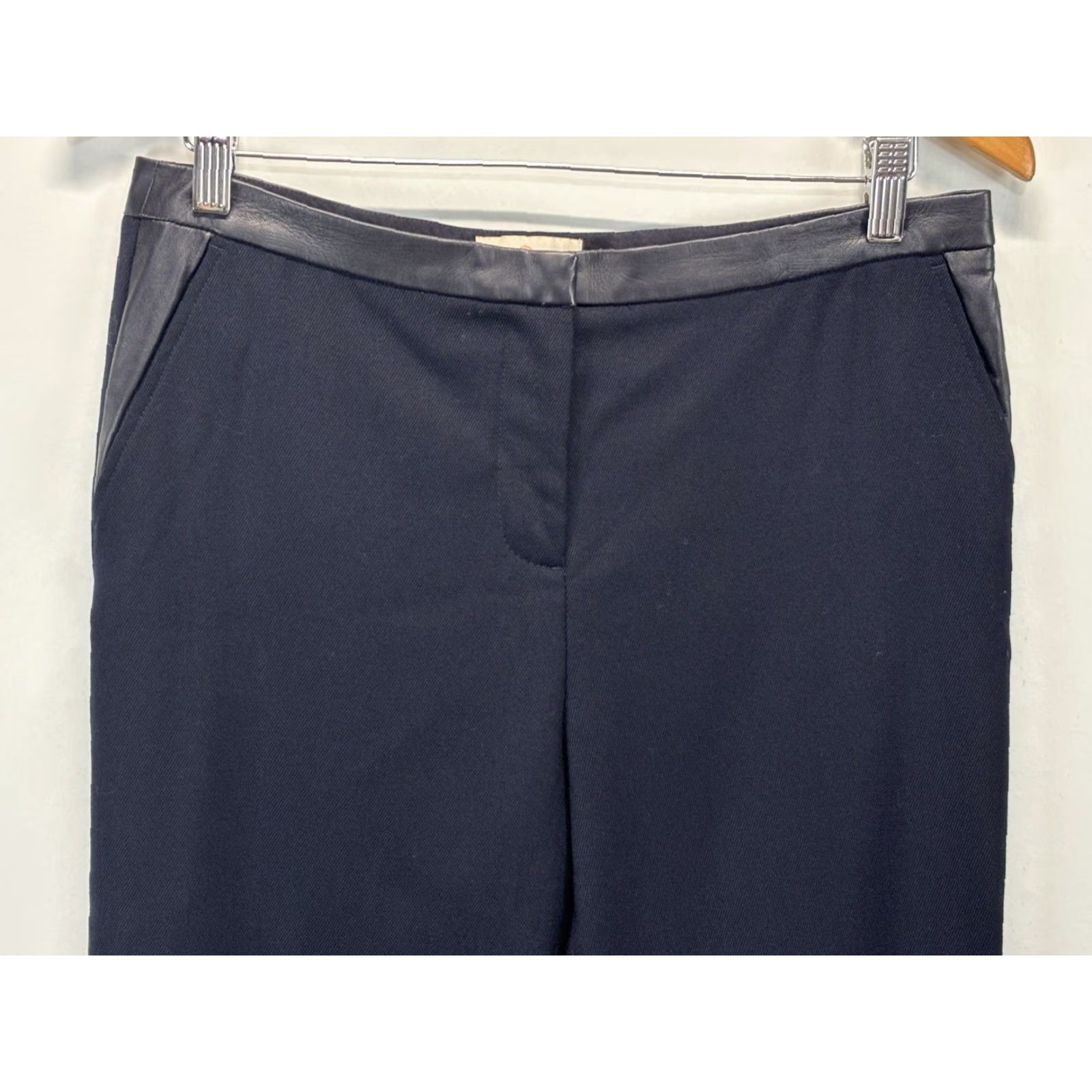 Tory Burch VINTAGE Tory Burch Dress Pants Wool Blend Sz 8 Women’s Navy Straight Pockets Business Casual Size 30" / US 8 / IT 44 - 2 Thumbnail
