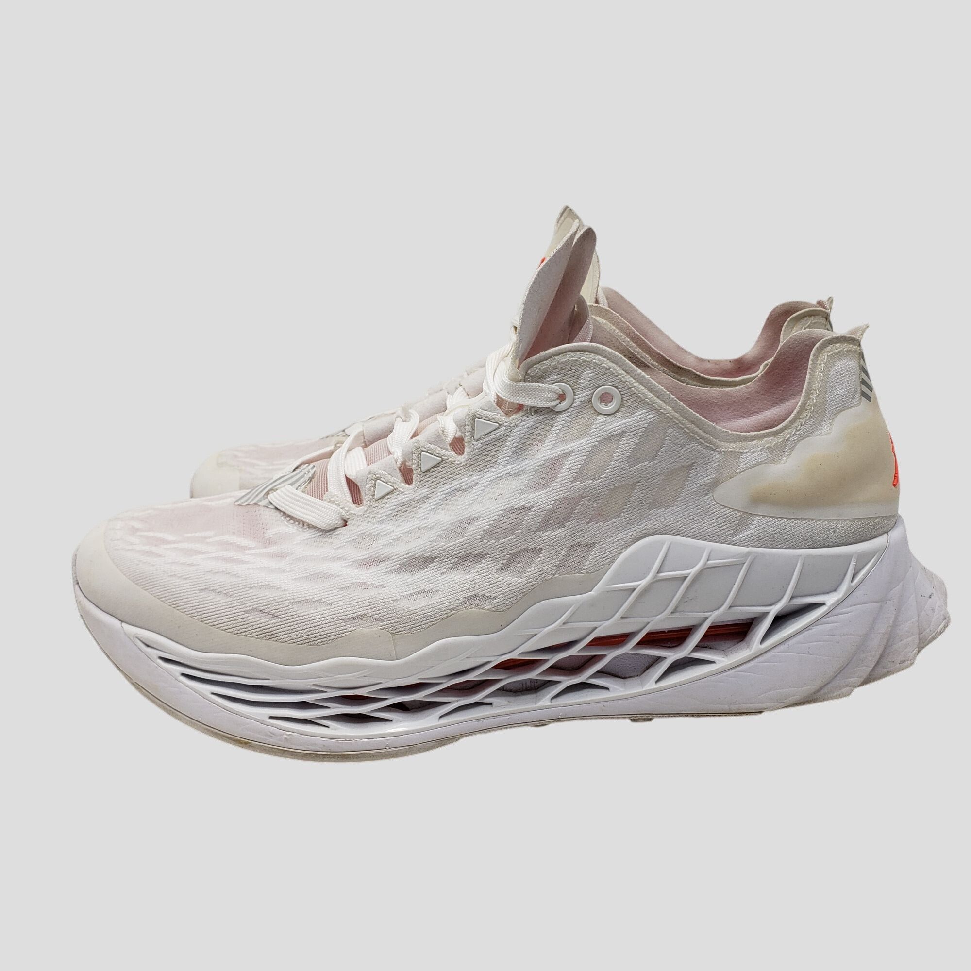 Jordan Brand Jordan Zoom Trunner Ultimate White Flash Crimson Mens 10.5 Size US 10.5 / EU 43-44 - 2 Thumbnail