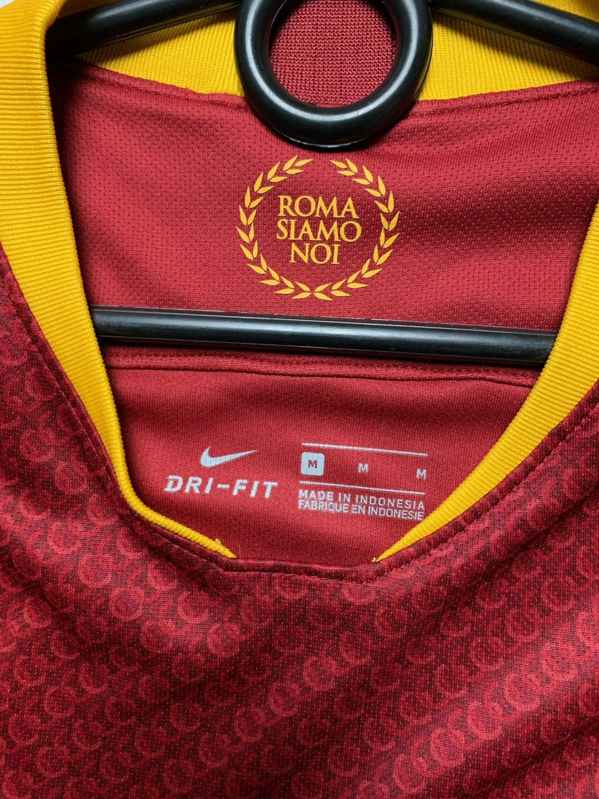 Nike × Vintage Vintage Nike AS Roma soccer jersey size M Size US M / EU 48-50 / 2 - 4 Thumbnail