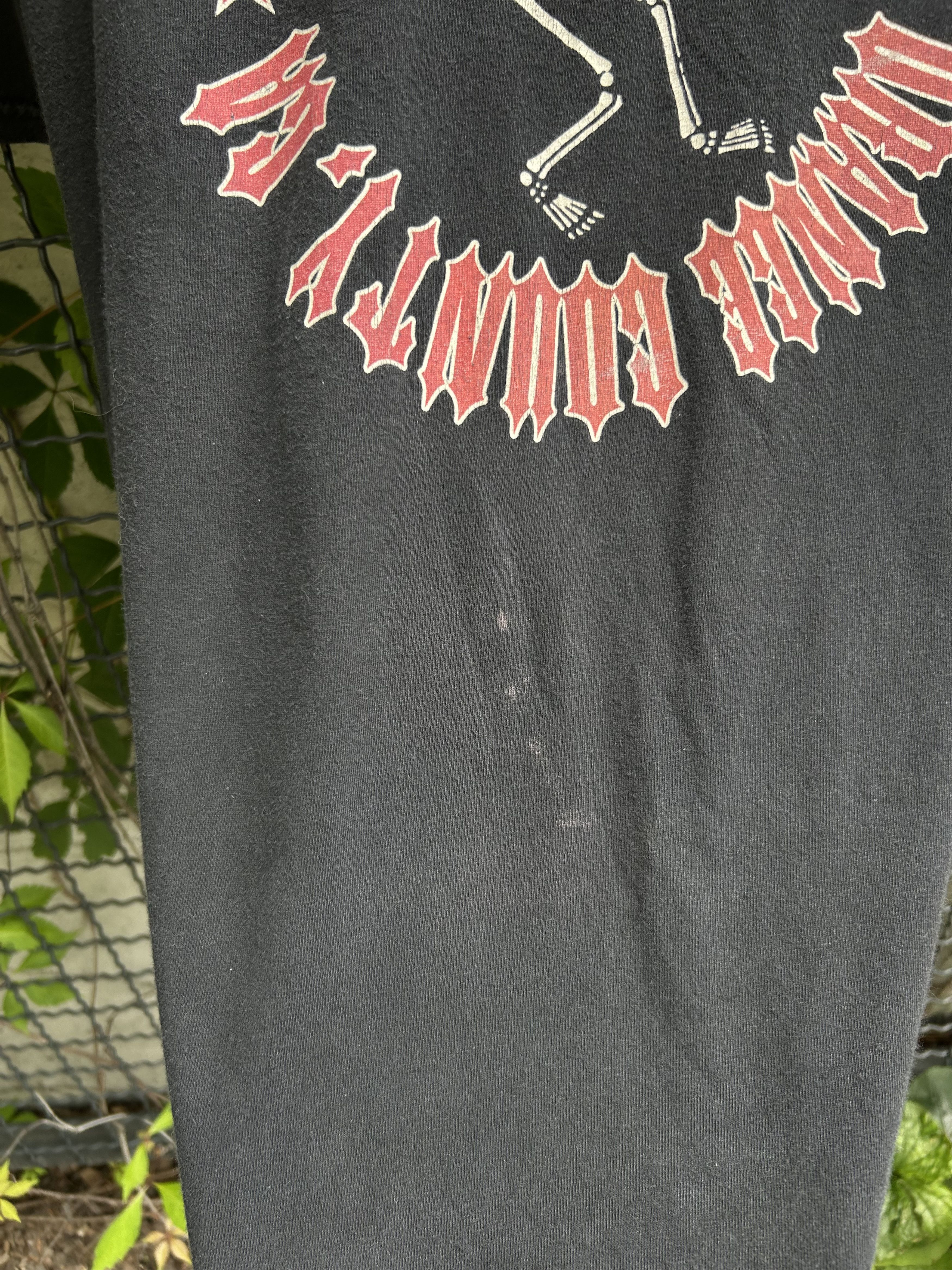 Band Tees Vintage 2000s Social Distortion Orange County Band T-Shirt Size US XL / EU 56 / 4 - 6 Thumbnail