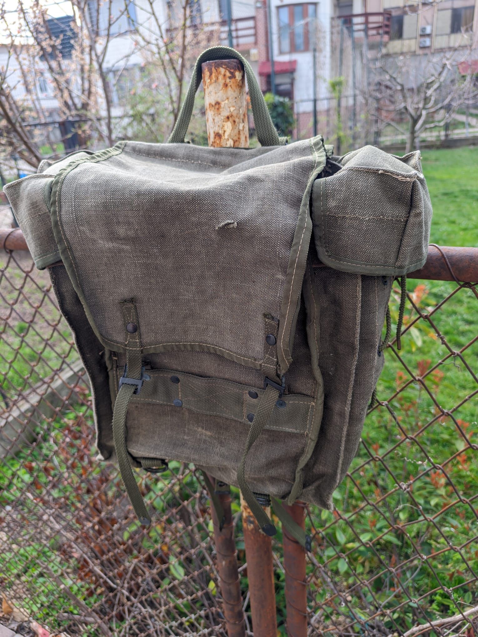 Vintage trashed destroyed vintage military backpack italy rare Size ONE SIZE - 3 Thumbnail