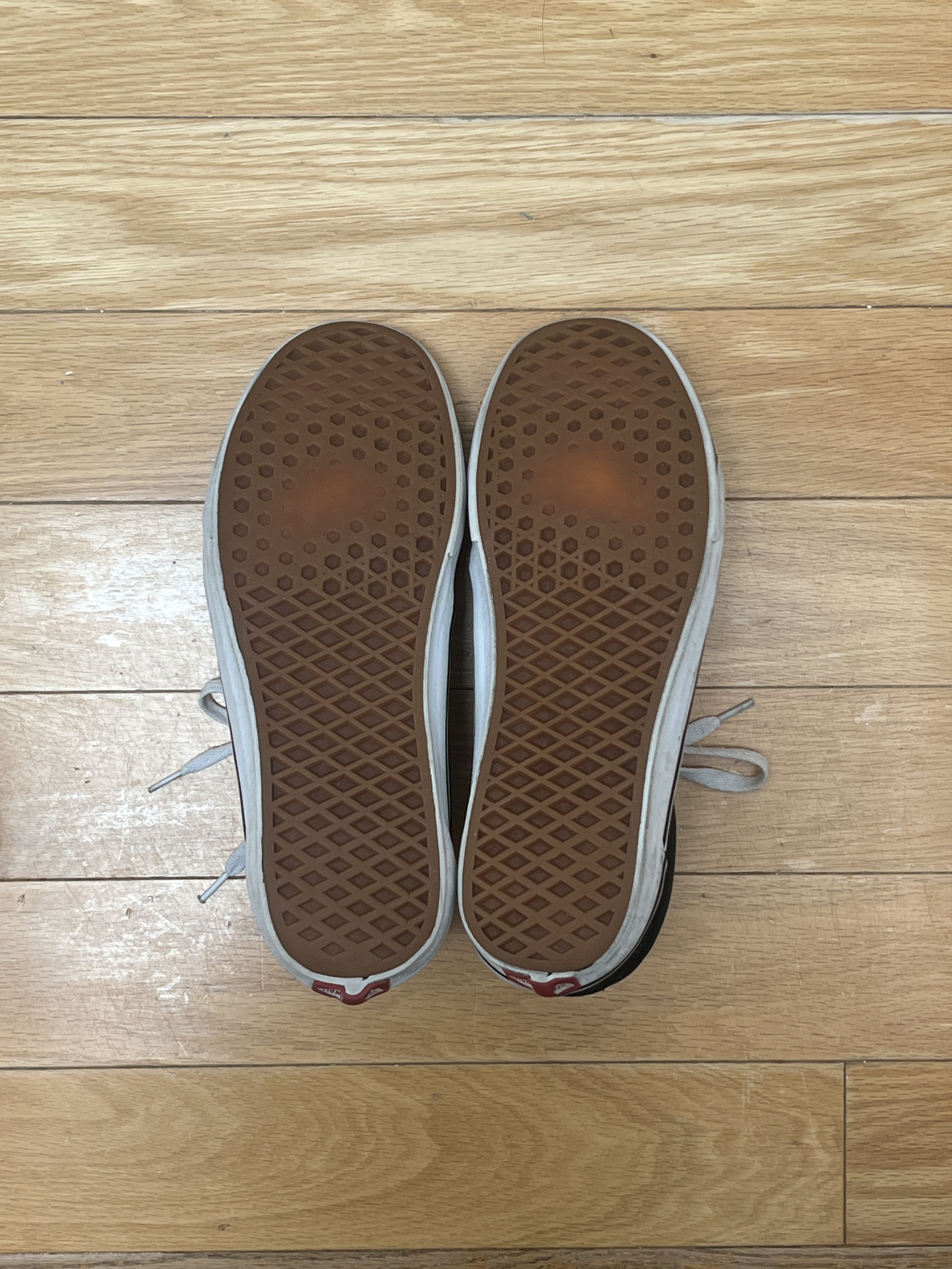 Vans Two Pairs VANS Old Skools US10.5 and 10 Size US 10 / EU 43 - 9 Thumbnail