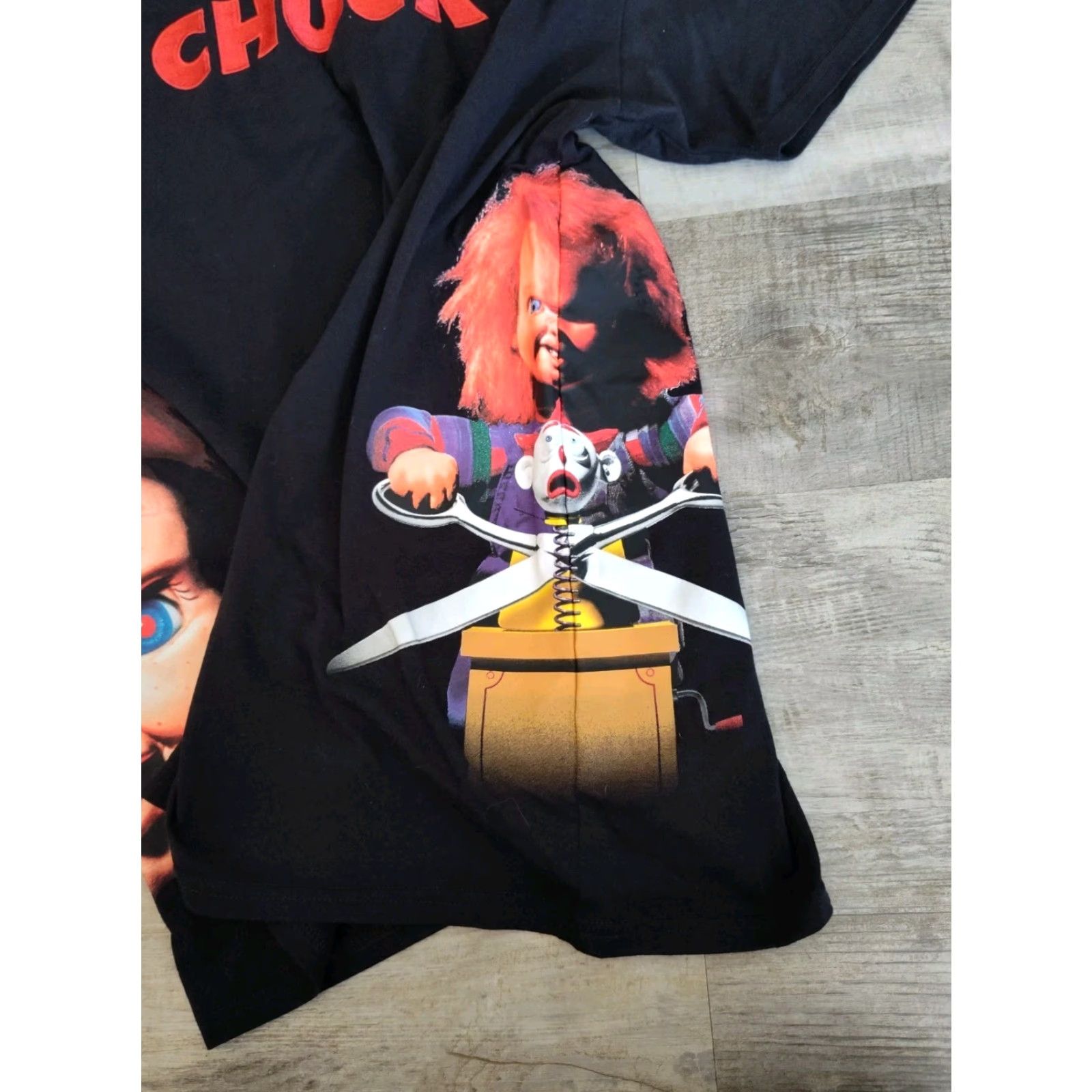 Vintage VINTAGE Chucky T-Shirt Adults Large Black Graphic Print Short Sleeve Unisex 90s Horror Costume Size US L / EU 52-54 / 3 - 3 Thumbnail