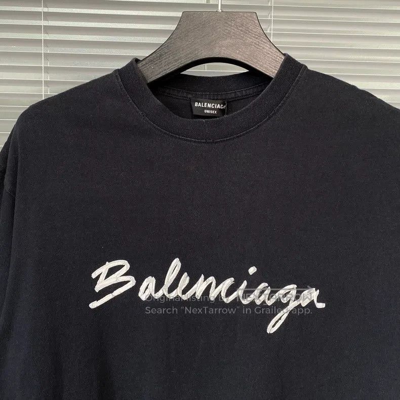 Balenciaga Balenciaga Short-sleeved T-shirt cursive letter logo destr Size US S / EU 44-46 / 1 - 3 Thumbnail