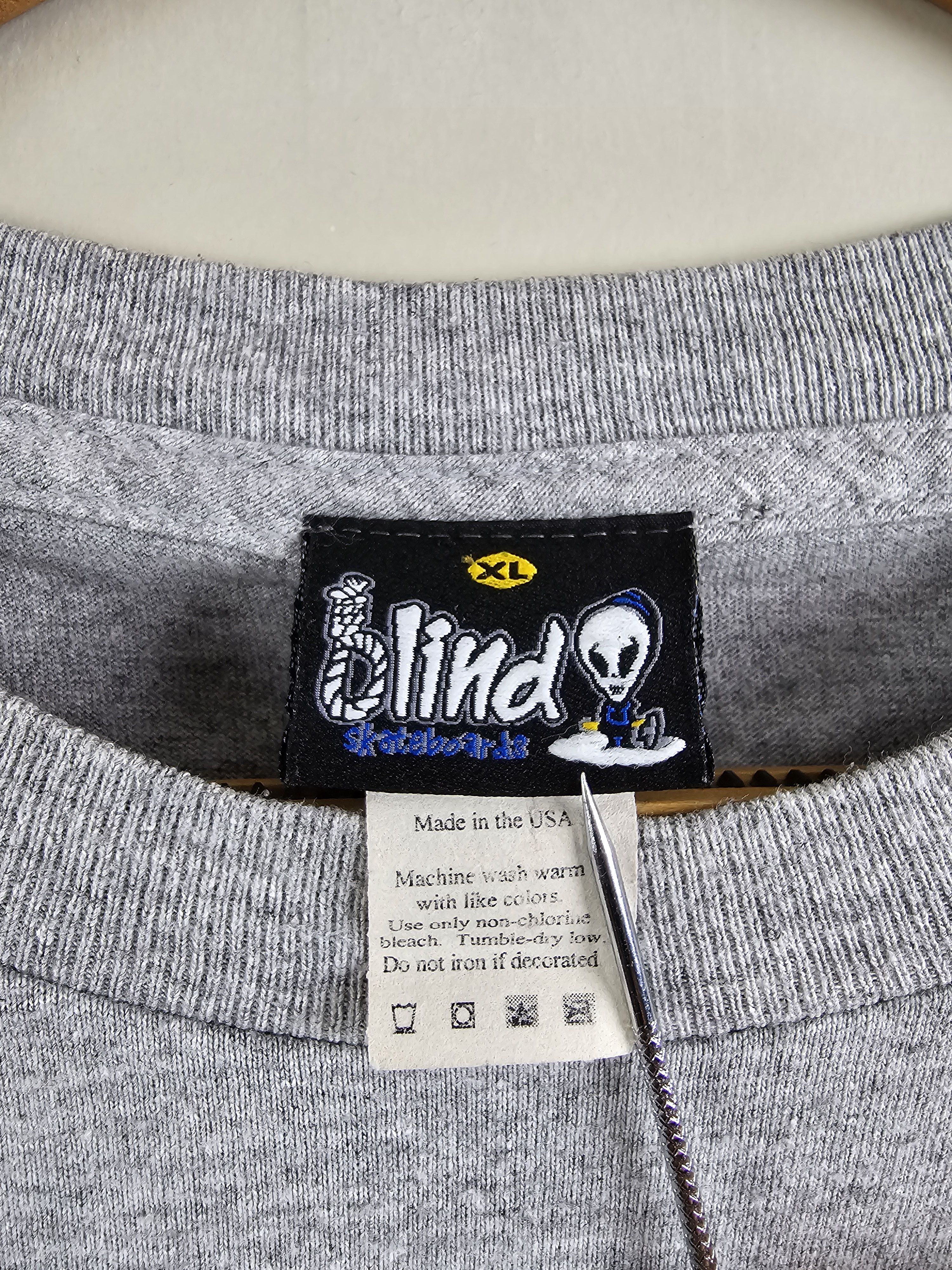 Flip Skateboards × Hook-Ups × Vintage 90s Blind Skateboards Long Sleeve XL 23" 30" Size US XL / EU 56 / 4 - 4 Thumbnail