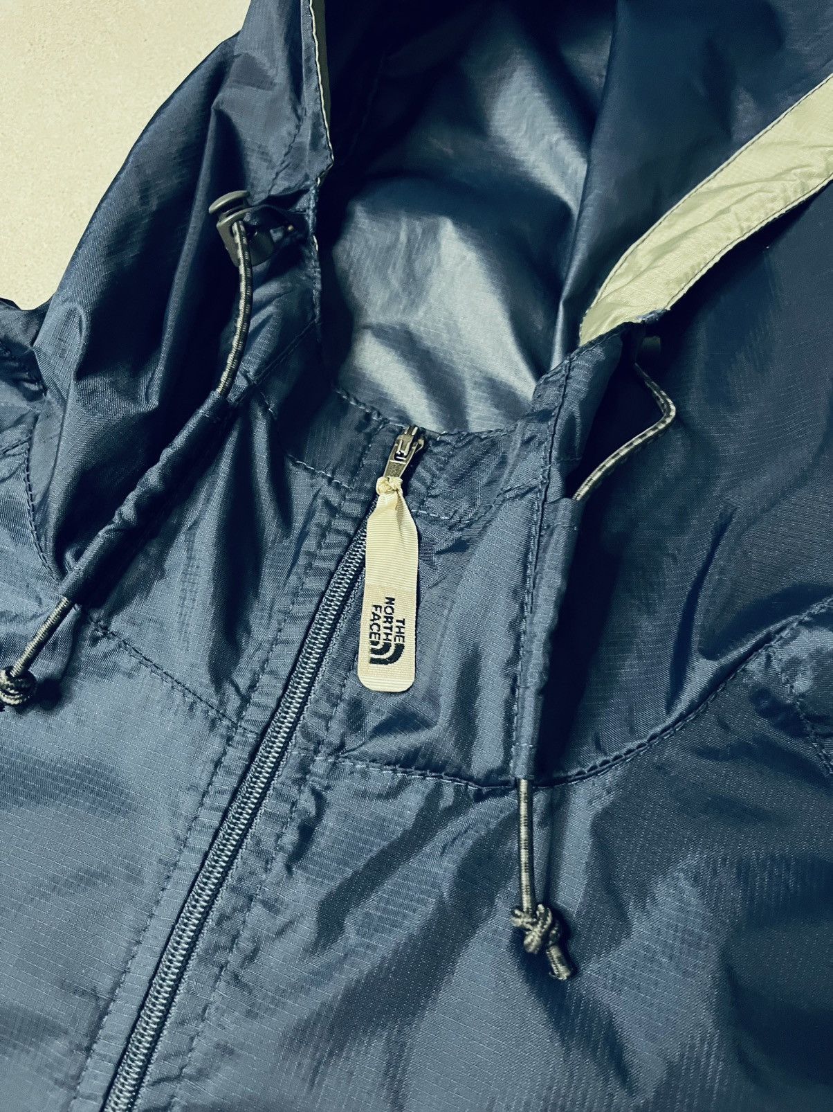 The North Face Blue Light Jacket The North Face HyVent Size US L / EU 52-54 / 3 - 4 Thumbnail