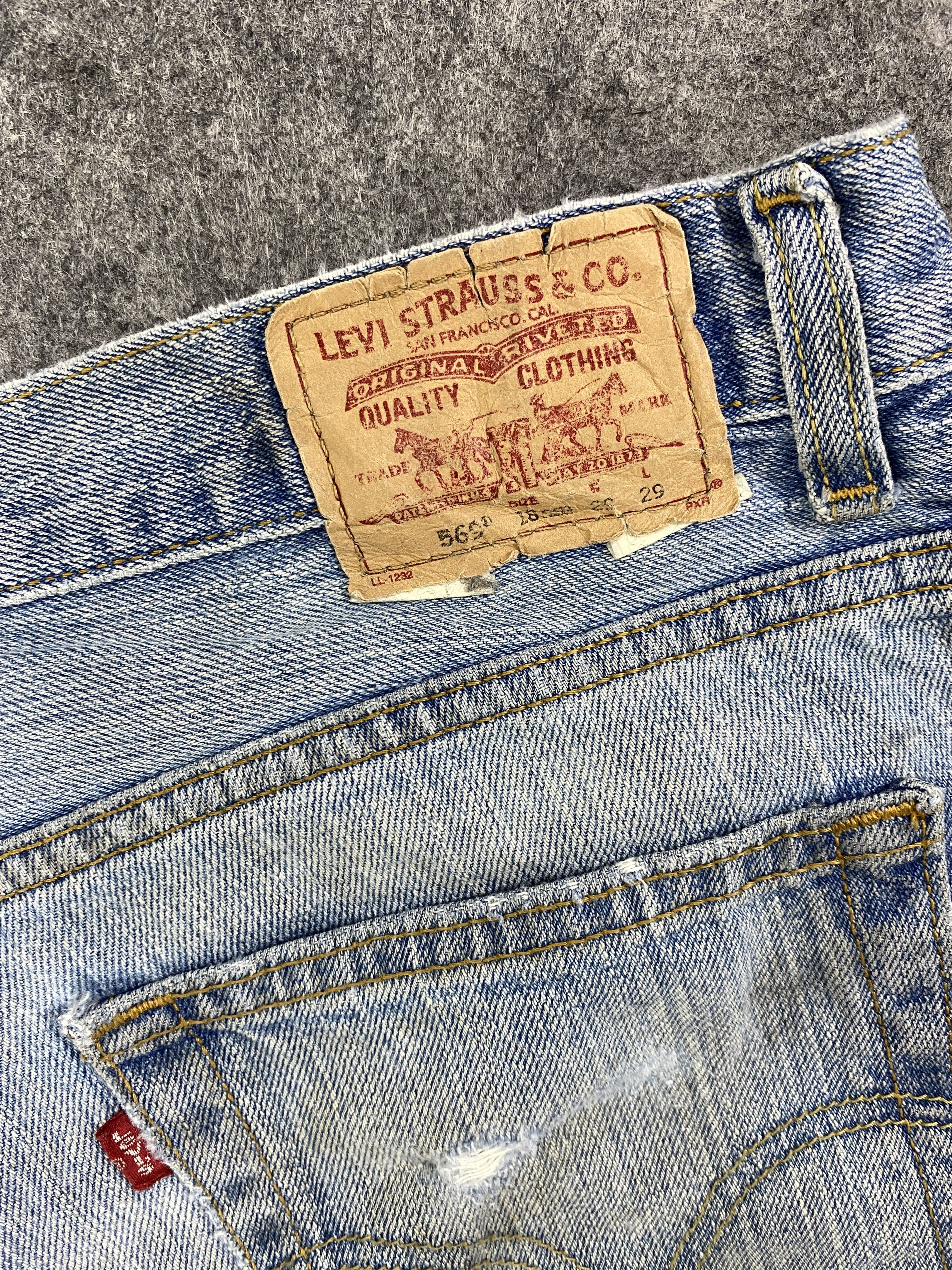Levi's Dirty Used Blue Vintage Levi's 569 30x30 Denim -JN1717 Size US 30 / EU 46 - 10 Thumbnail