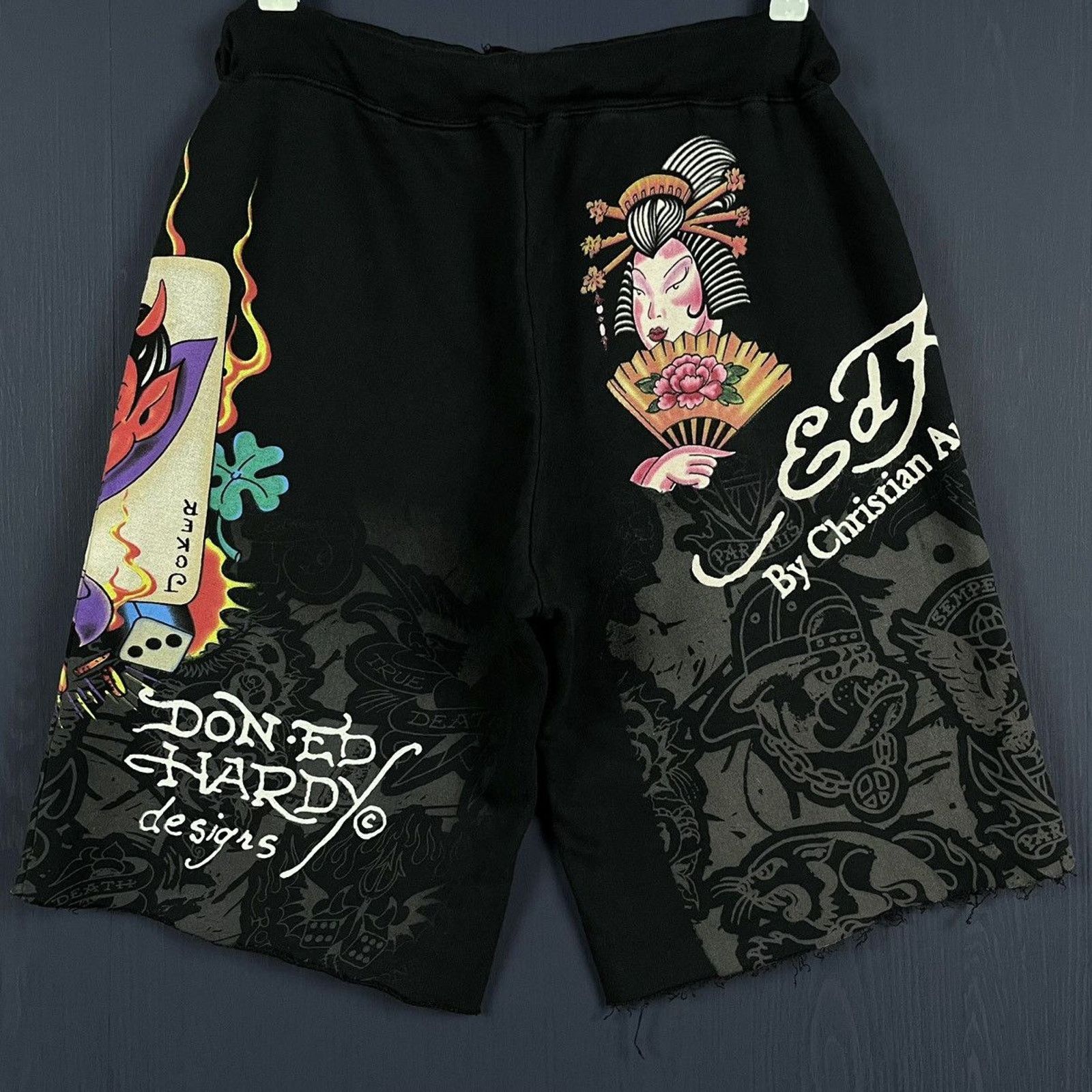 image of Christian Audigier x Ed Hardy VTG Ed Hardy Collage Shorts in Black, Men's (Size 30)