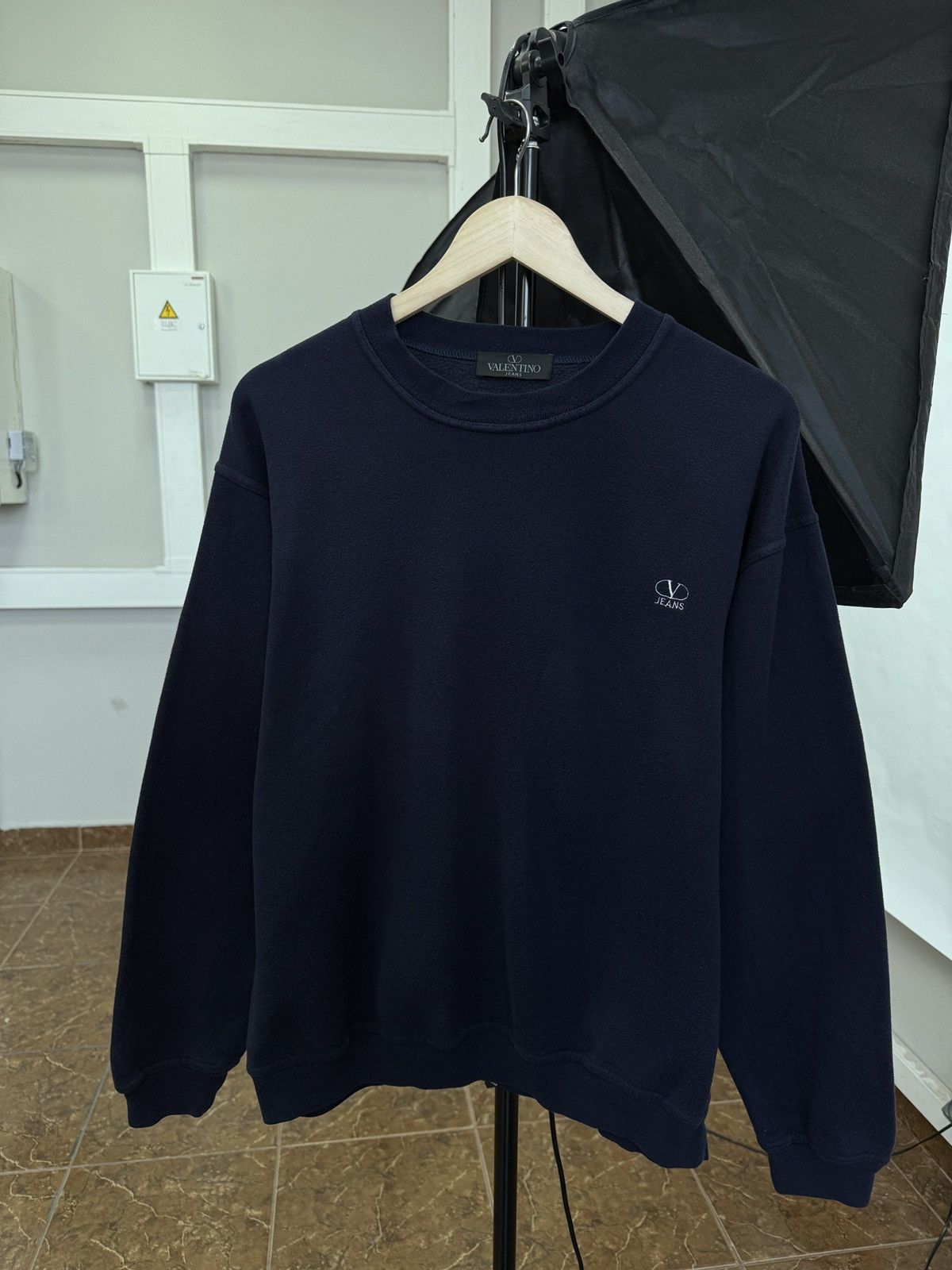 Valentino 🇮🇹 Vintage 90s Valentino Jeans Sweatshirt Y2K Made in Italy Size US L / EU 52-54 / 3 - 1 Thumbnail