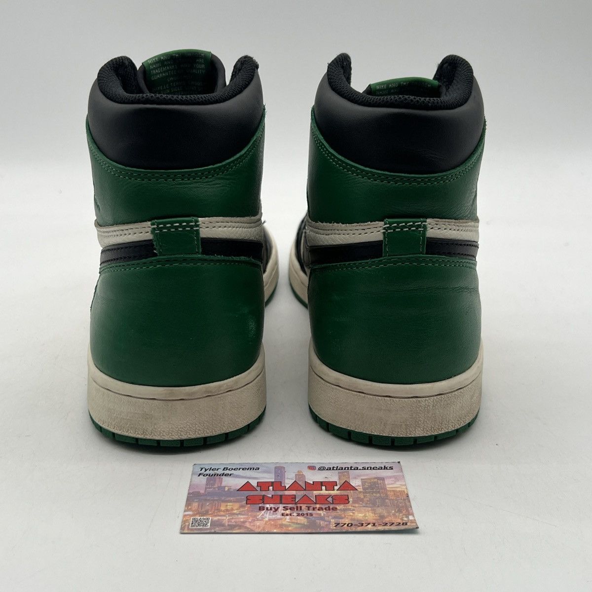 Nike Air Jordan 1 High pine green Size US 11 / EU 44 - 3 Thumbnail
