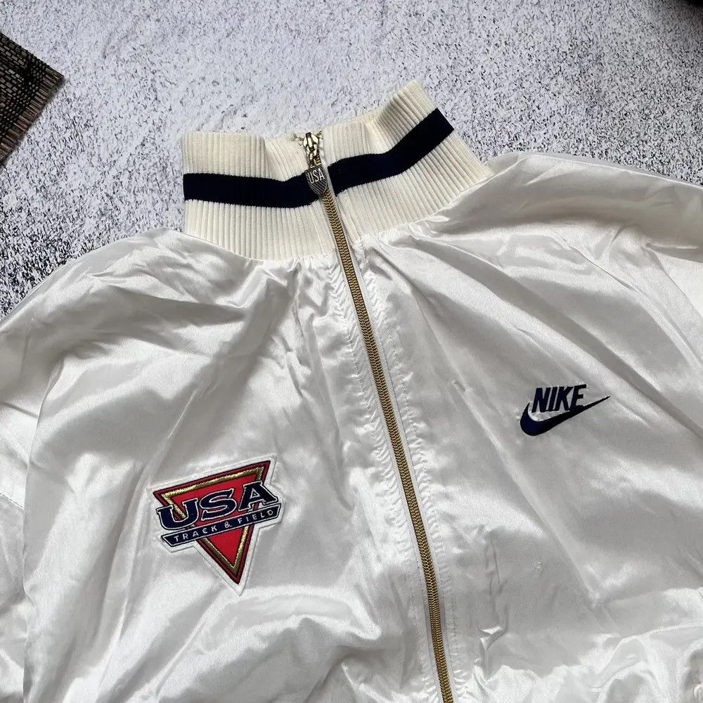 Nike NIKE 90s USA Retro Logo Nylon Track Bomber Top Jacket L Size US L / EU 52-54 / 3 - 8 Thumbnail