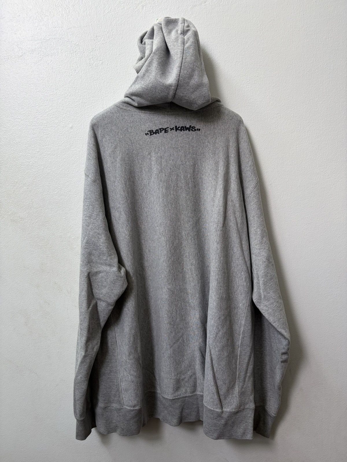 Bape × Kaws Babymilo x Kaws Hoodie Size US XL / EU 56 / 4 - 2 Thumbnail
