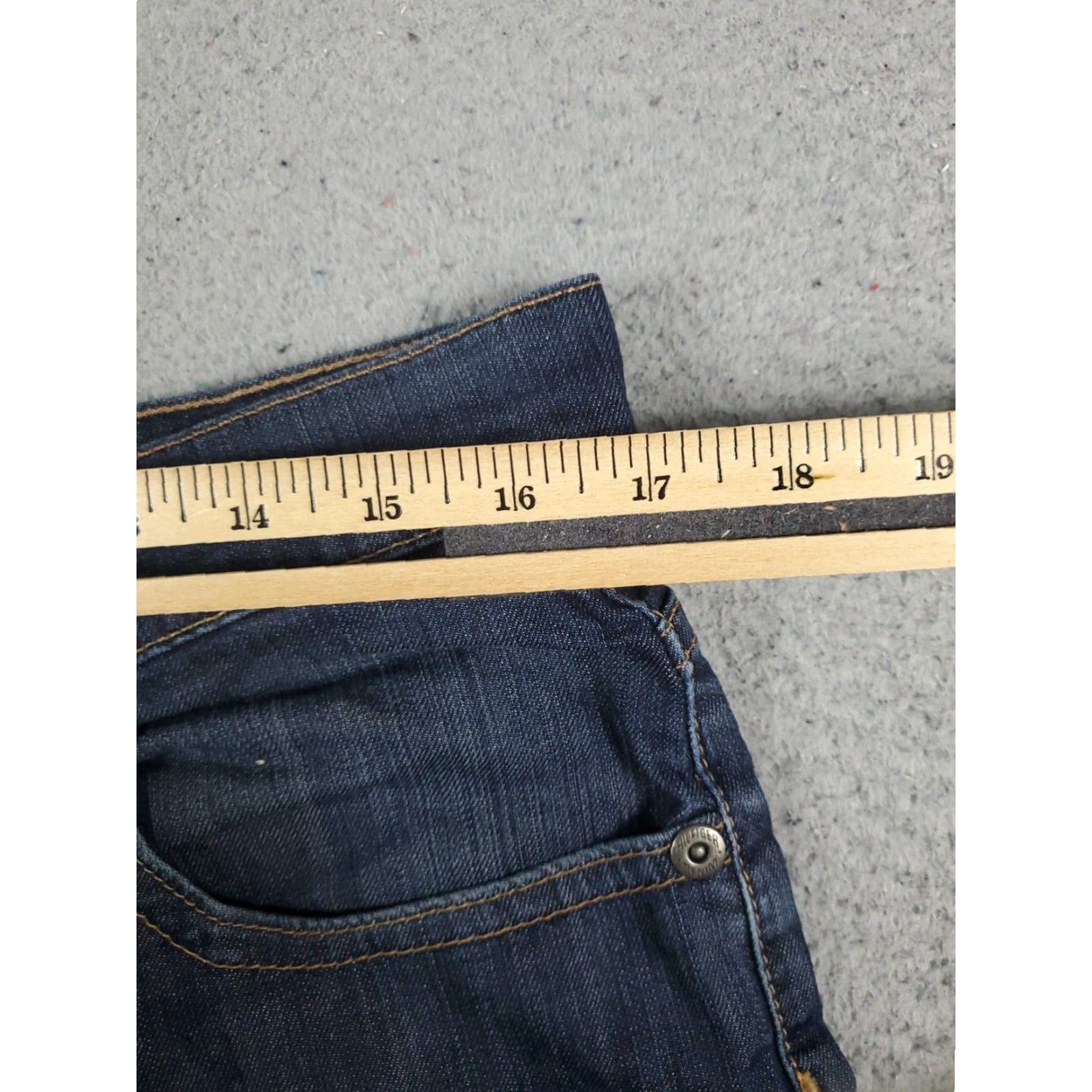 Tommy Hilfiger Tommy Hilfiger Mens Blue Relaxed Straight Leg Jeans Pants 33x31 Size US 33 - 4 Thumbnail