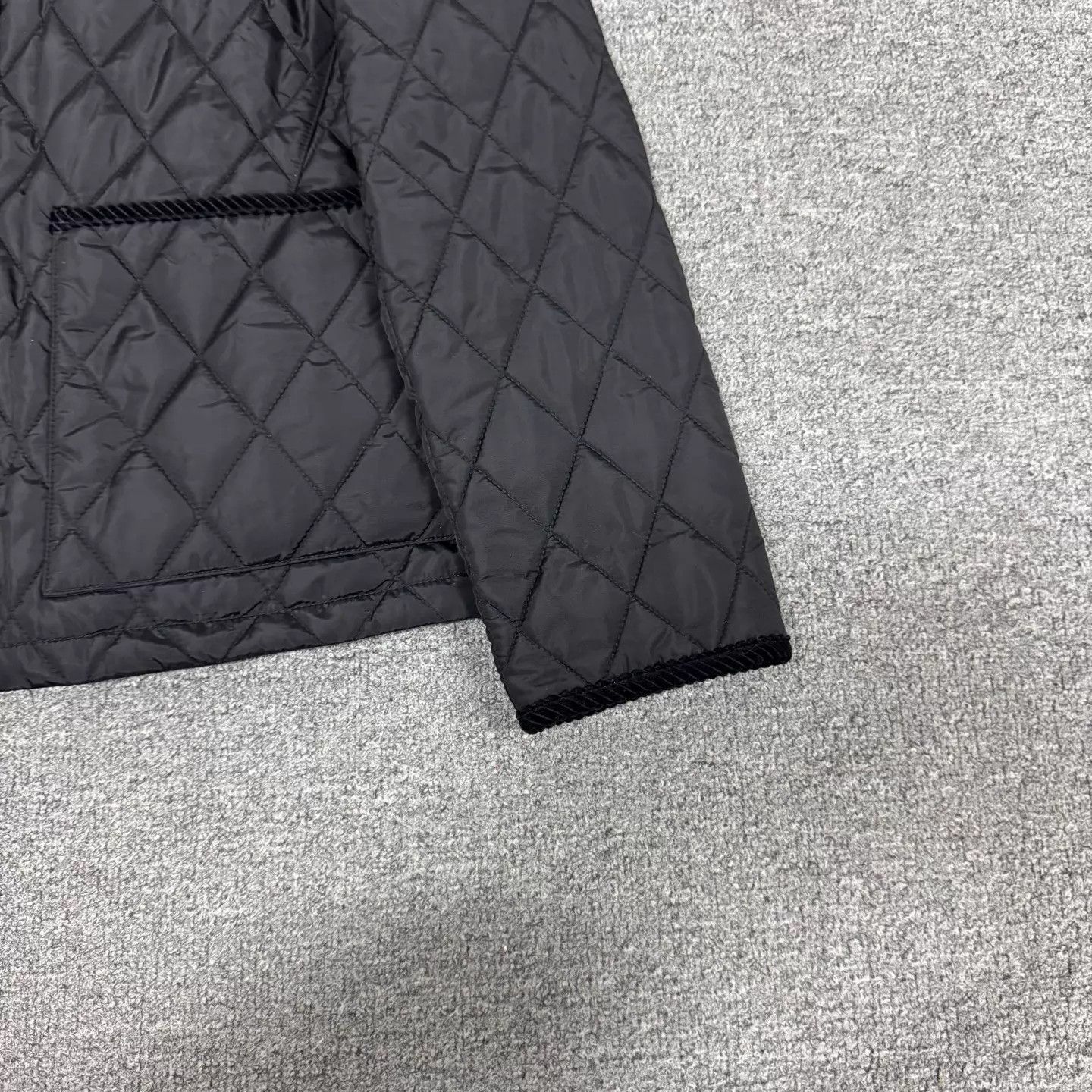 Burberry Burberry New TB Quilted Black Jacket Size S / US 4 / IT 40 - 5 Thumbnail