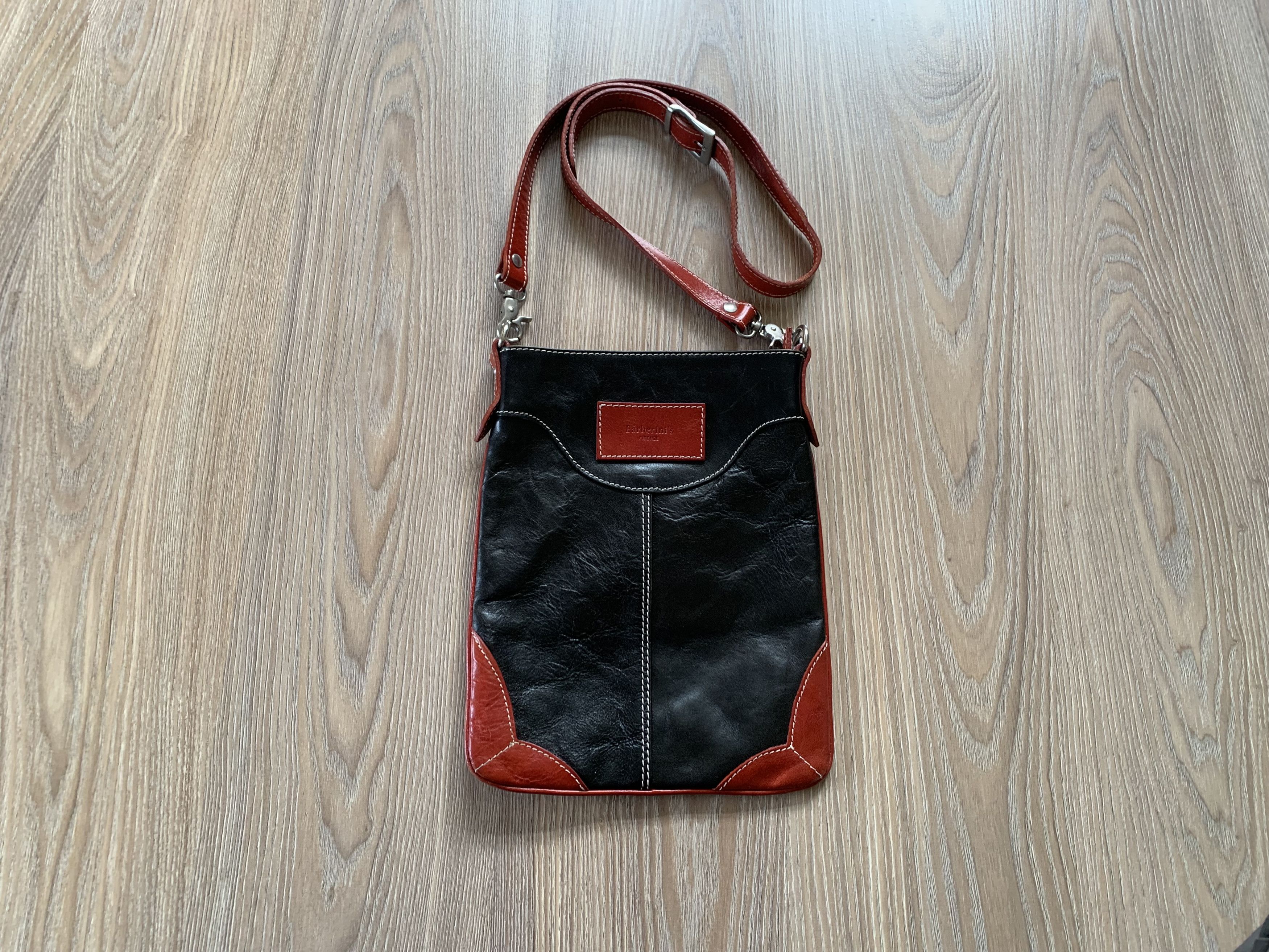 Firenze Rare Firenze Barberini Leather Messenger CrossBody Bag Size ONE SIZE - 1 Thumbnail