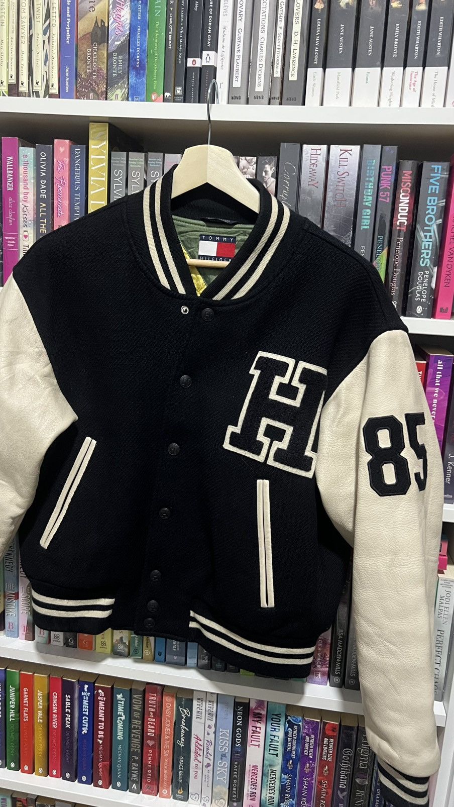 Tommy Hilfiger Tommy Hilfiger Leather Varsity Jacket Size US L / EU 52-54 / 3 - 3 Thumbnail