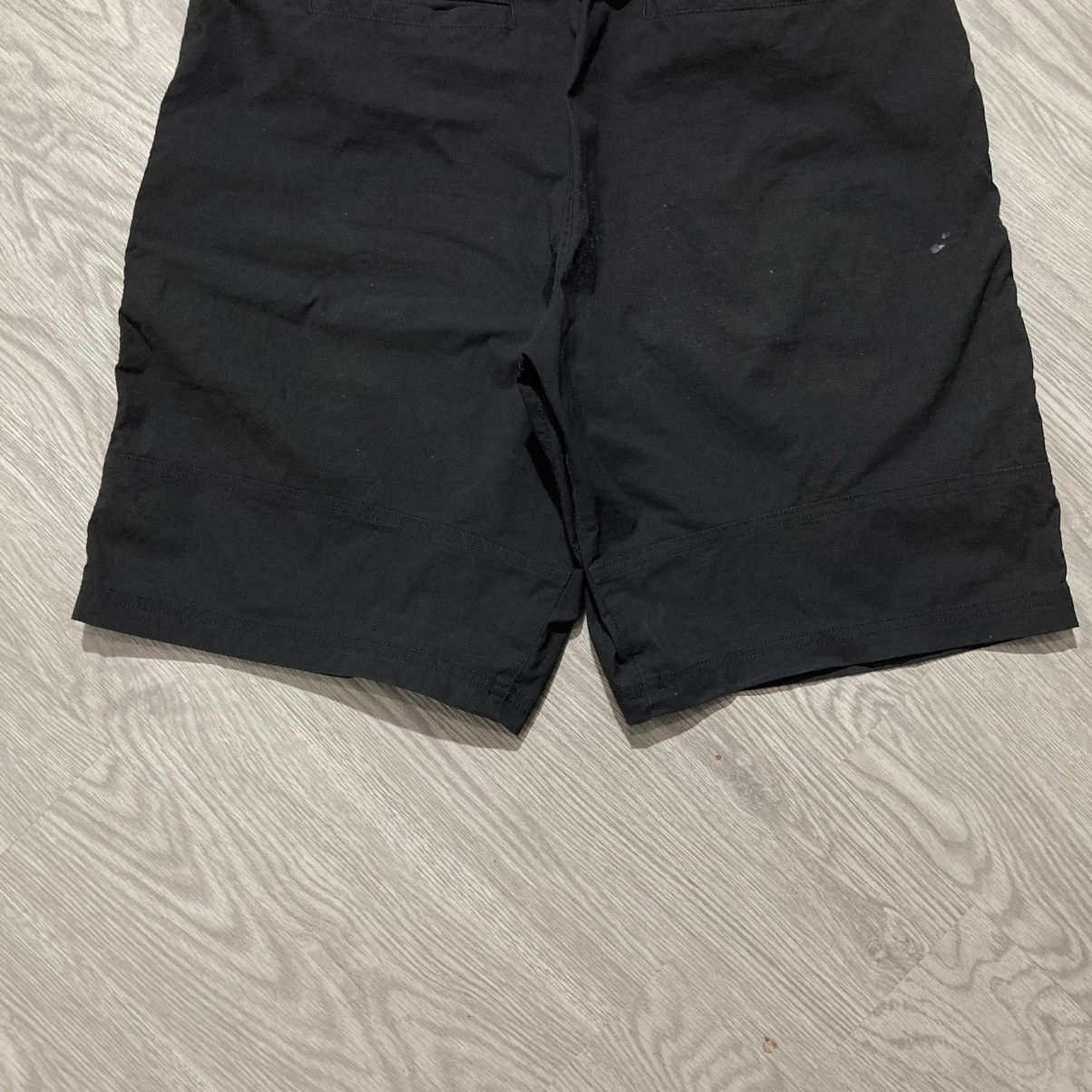 Gramicci Vintage Gramicci Nylon Utility ShortPants Black Size US 33 - 11 Thumbnail