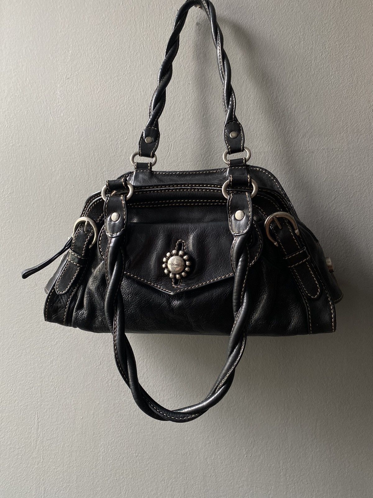 Vintage Avant Garde Style Leather Beg Coccinelle Size ONE SIZE - 1 Thumbnail