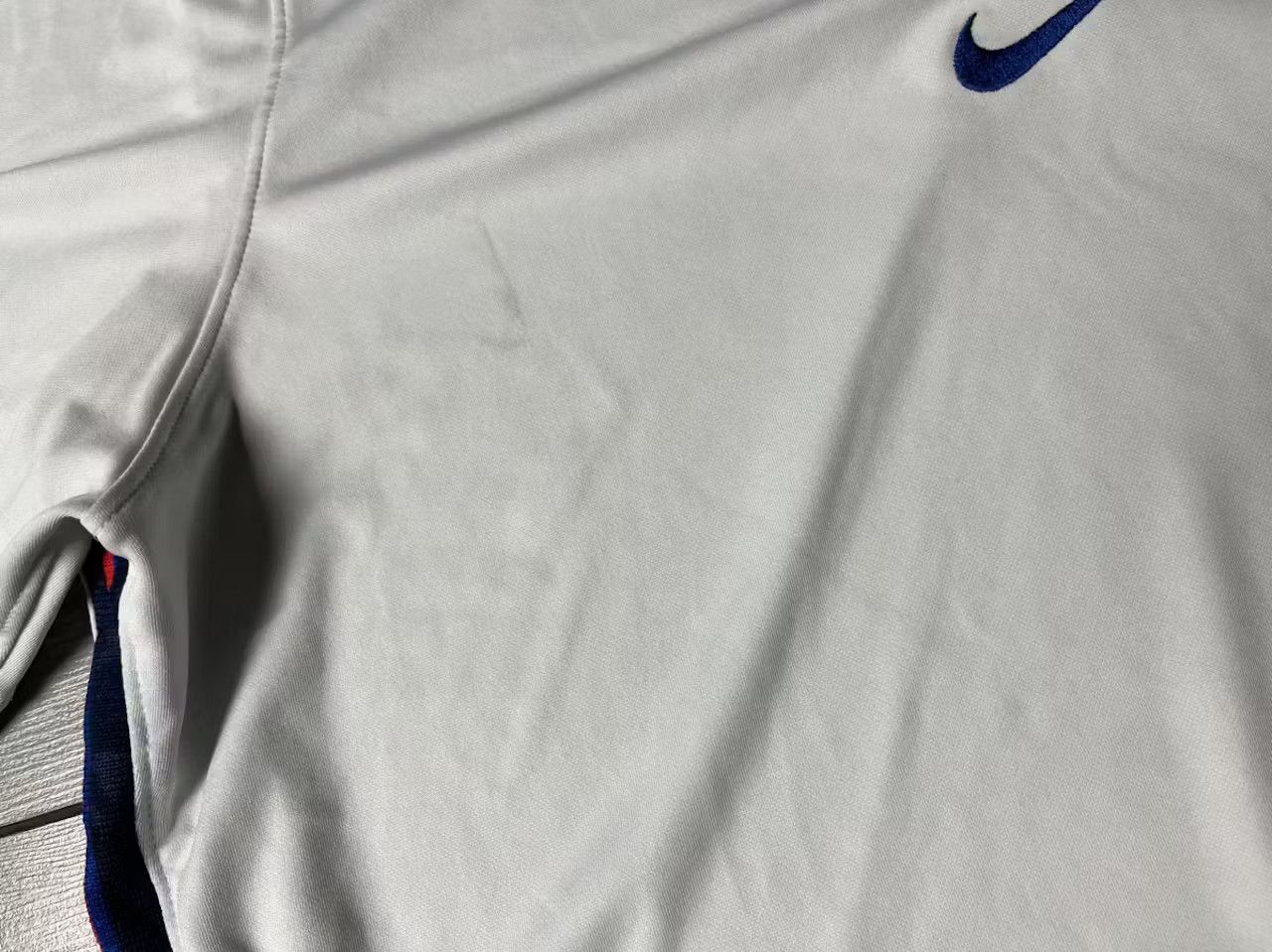 Nike Nike England jersey center logo size XXLarge Size US XXL / EU 58 / 5 - 6 Thumbnail