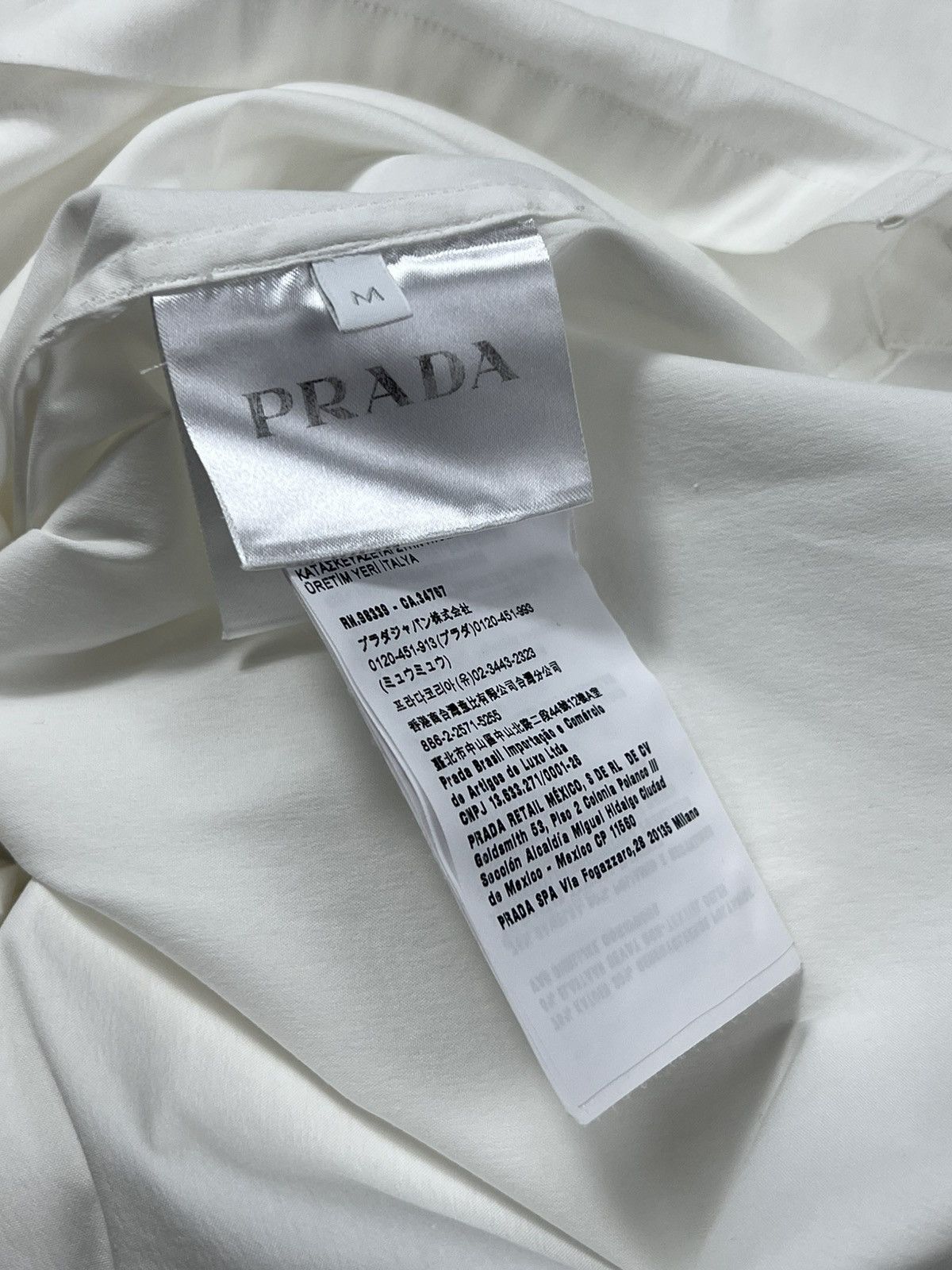 Prada Prada White Triangle Shirt Size M Size US M / EU 48-50 / 2 - 10 Thumbnail