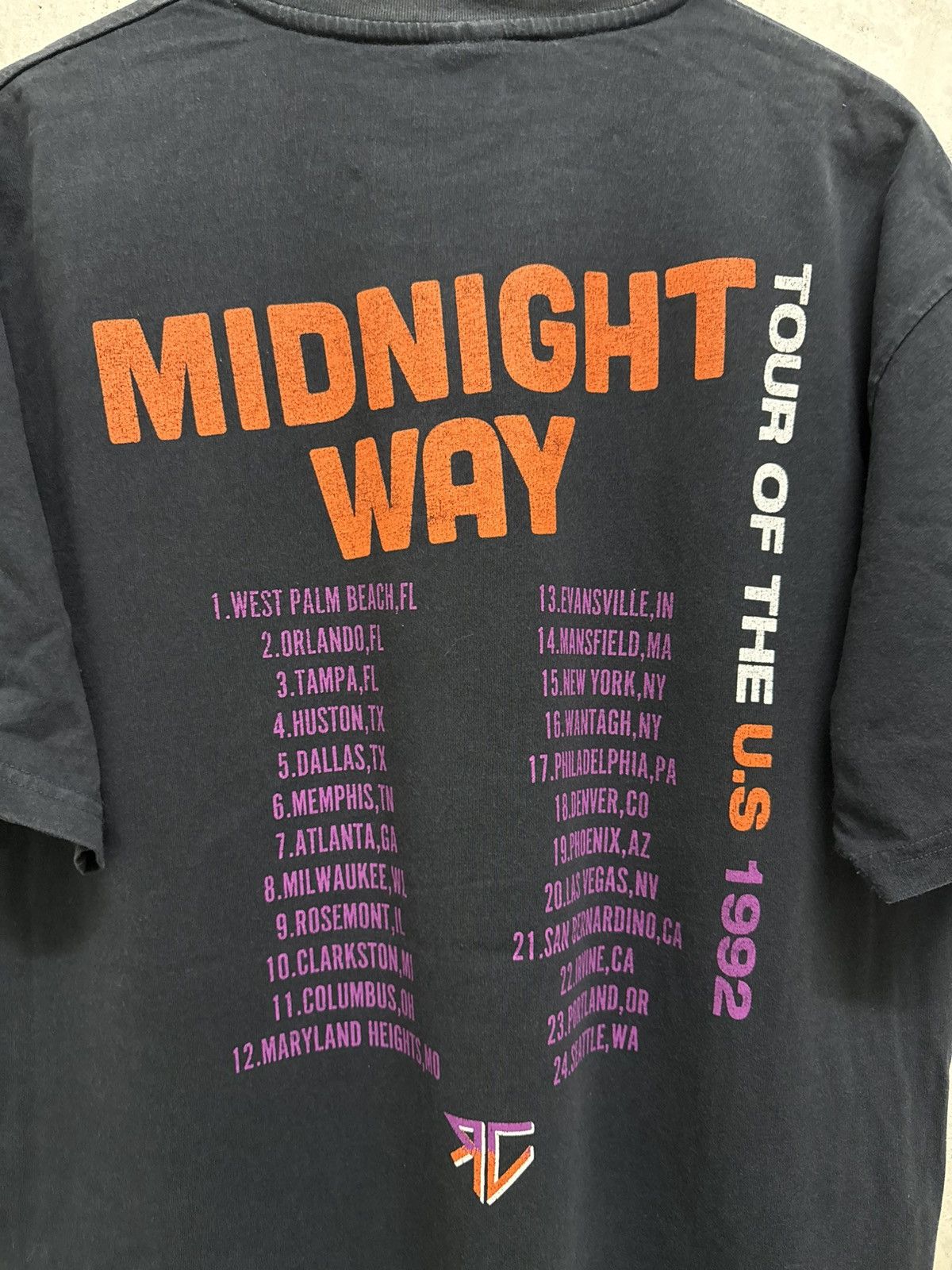 Vintage Midnight Way Rock US Tour Tee Size US XL / EU 56 / 4 - 4 Thumbnail