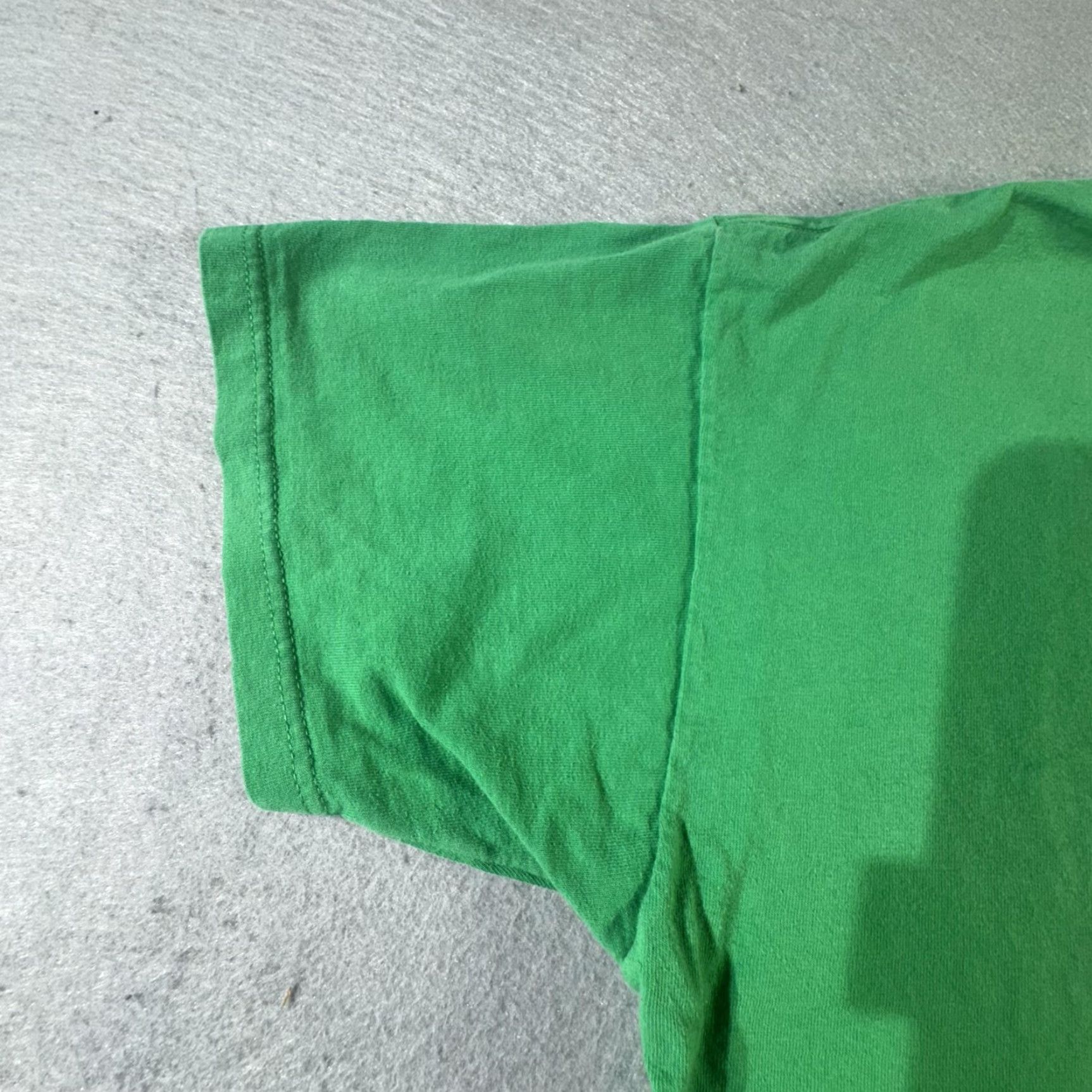 Fruit Of The Loom VINTAGE Legend of Zelda Shirt Mens XL Green Nintendo Link Graphic Tee T-Shirt Video Game Size US XL / EU 56 / 4 - 4 Thumbnail