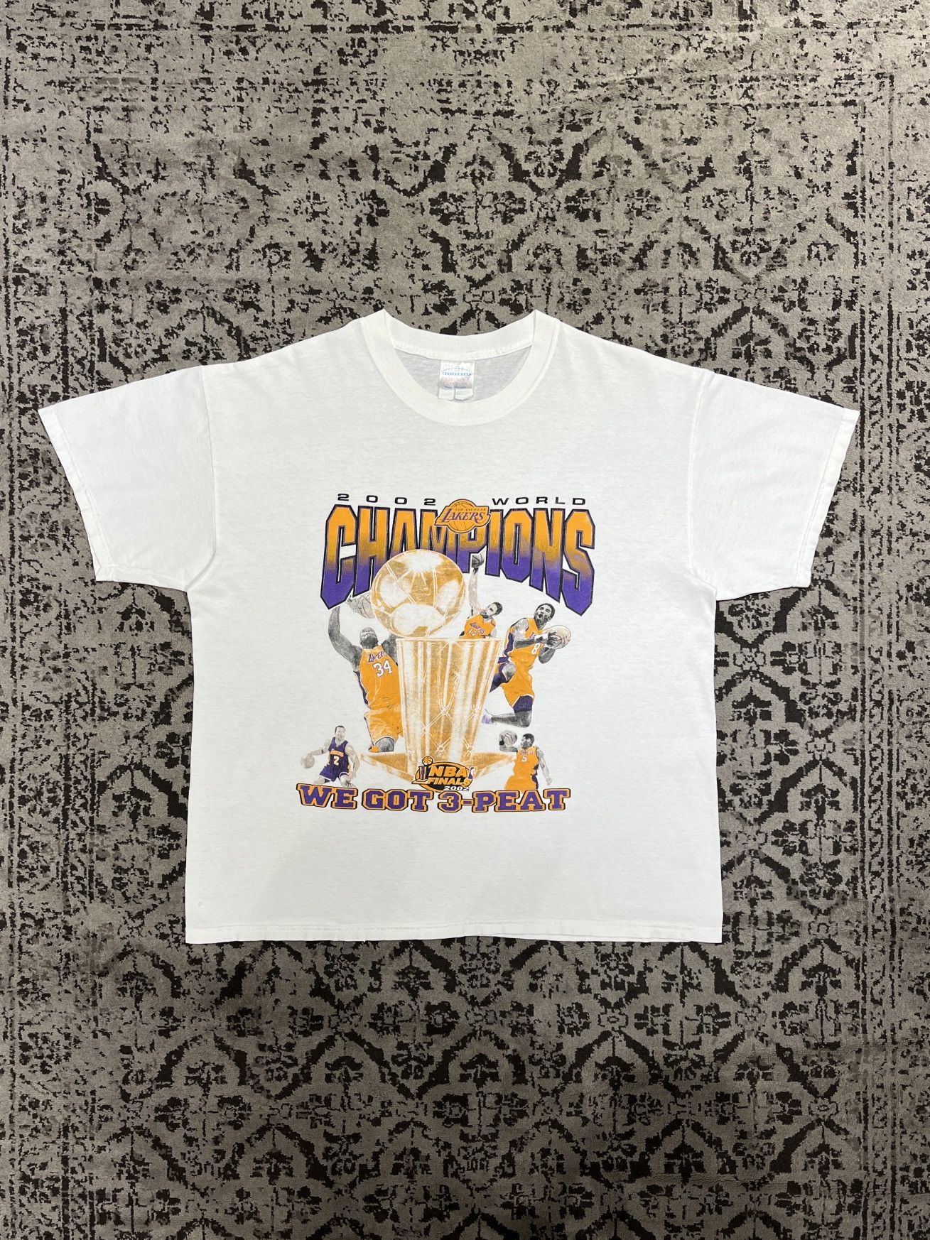 Vintage Vintage 00’s LA Lakers 3-Peat NBA Champion Size US XL / EU 56 / 4 - 2 Thumbnail