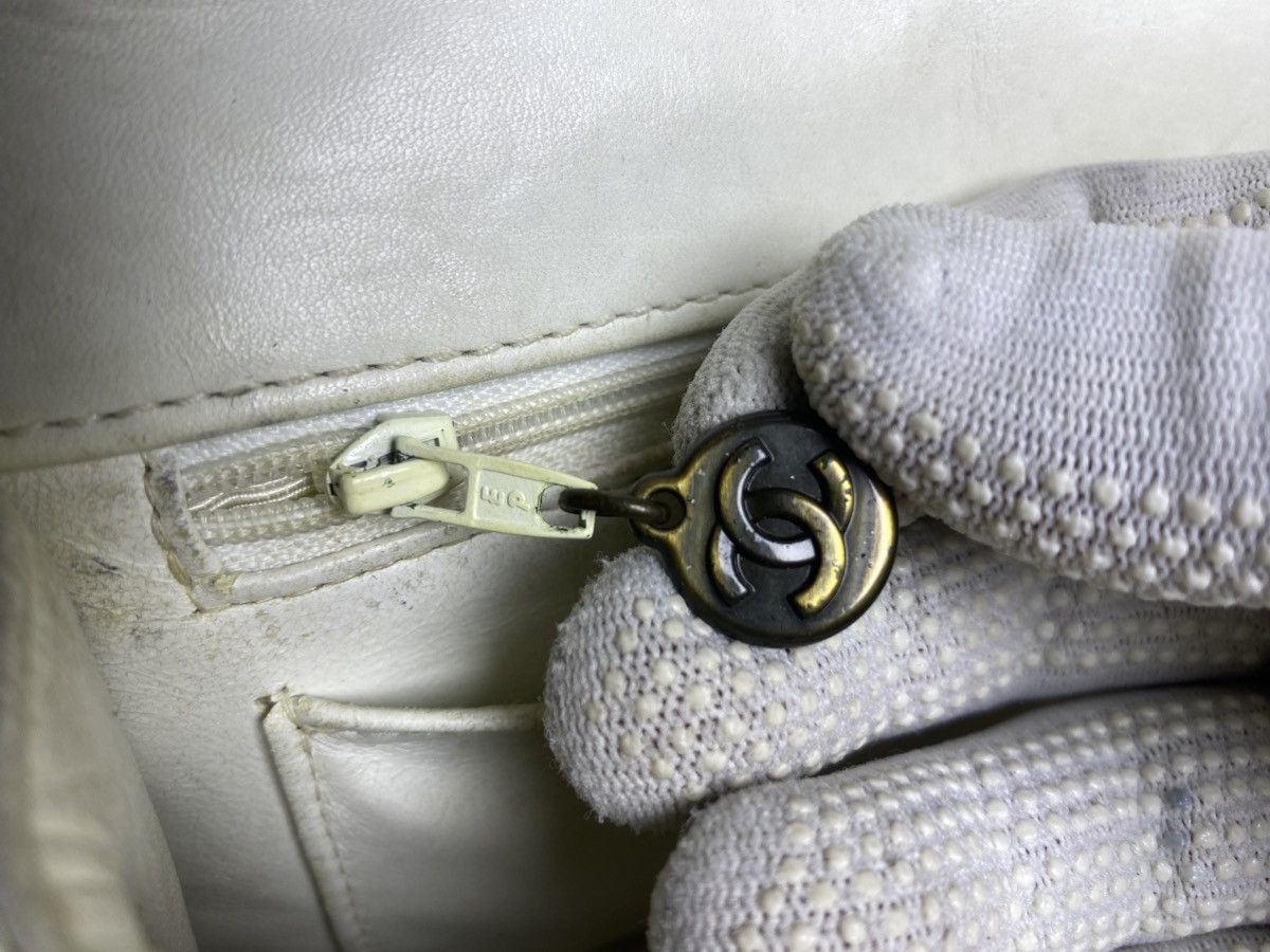 Chanel Chanel Matelasse Turn Lock Shoulder Bag Size ONE SIZE - 7 Thumbnail