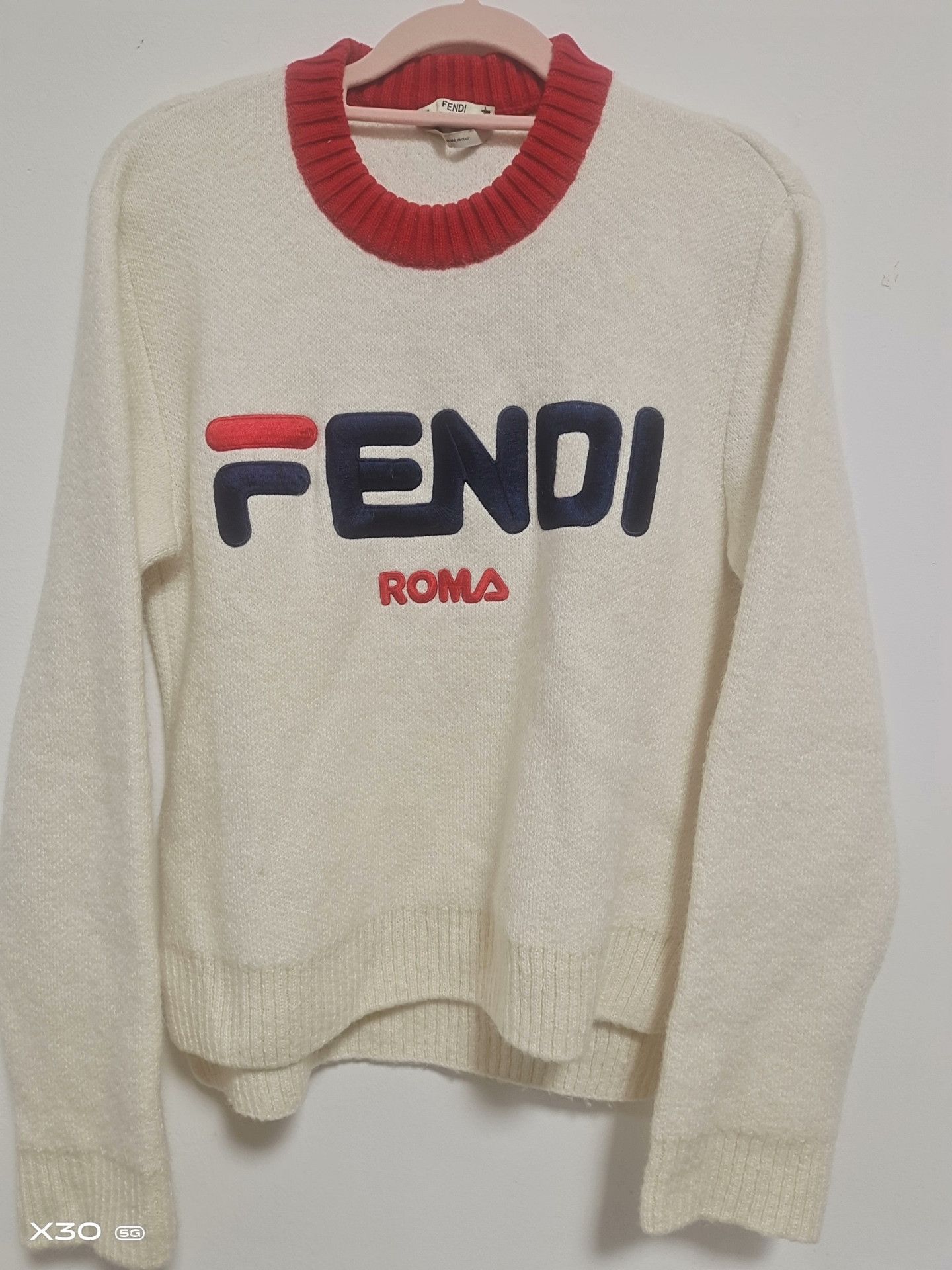Fendi Fendi Beige Sweater Red Neck Trim Size M / US 6-8 / IT 42-44 - 1 Thumbnail
