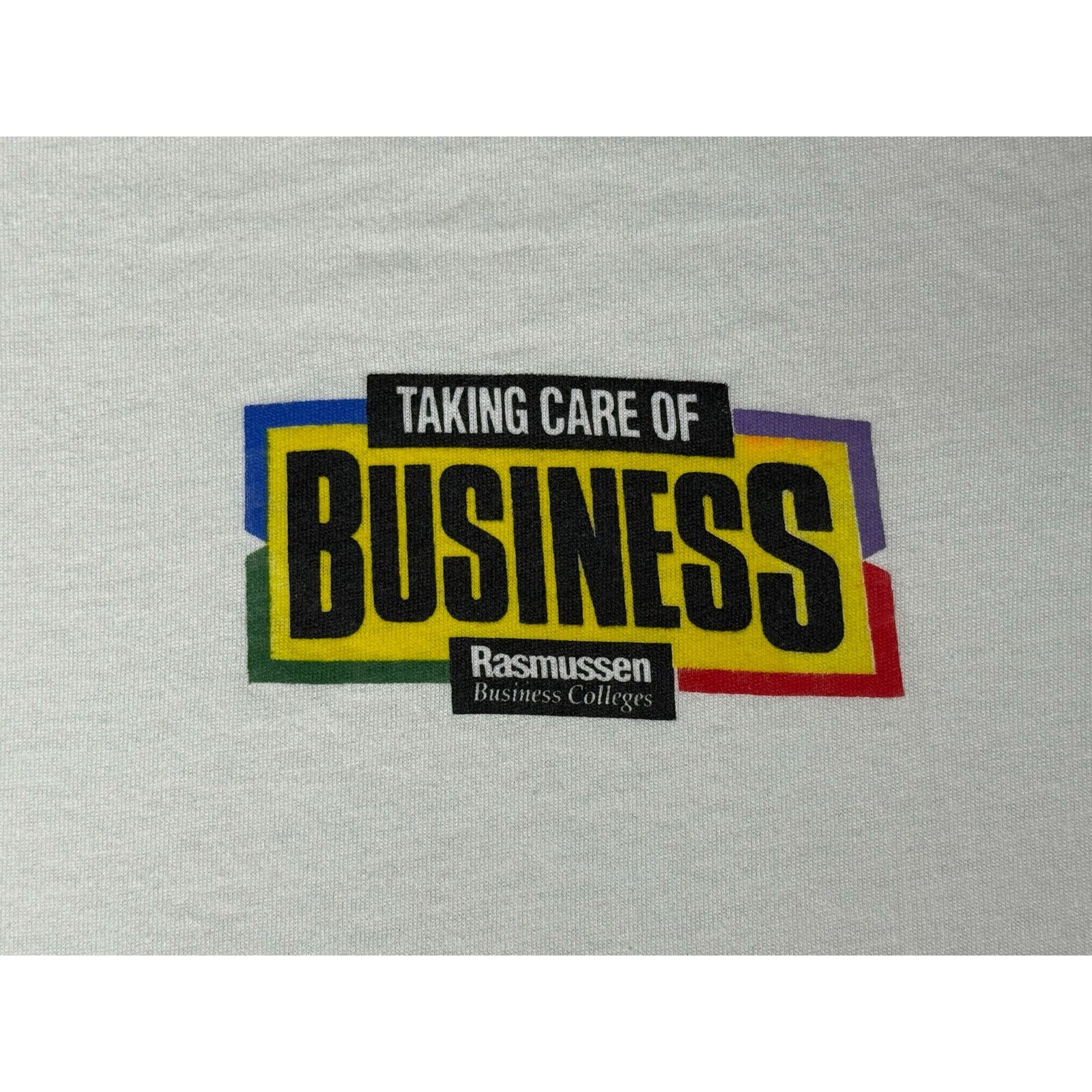 Vintage Vintage 90s Rasmussen Business College Single Stitch Tee XL Size US XL / EU 56 / 4 - 4 Thumbnail
