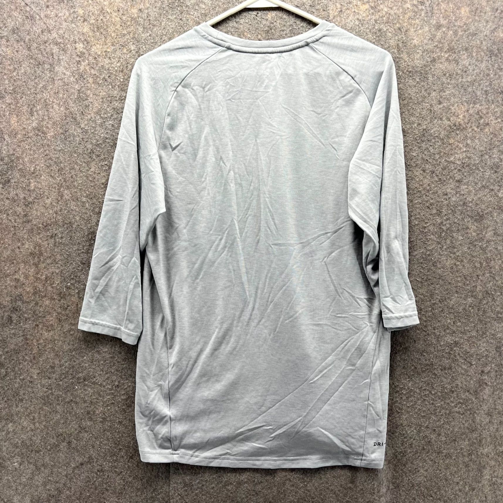 Nike Nike Shirt Women Medium Gray 3/4 Sleeve Dri Fit Training Running Swoosh Vintage Mens Womens Size M / US 6-8 / IT 42-44 - 2 Thumbnail