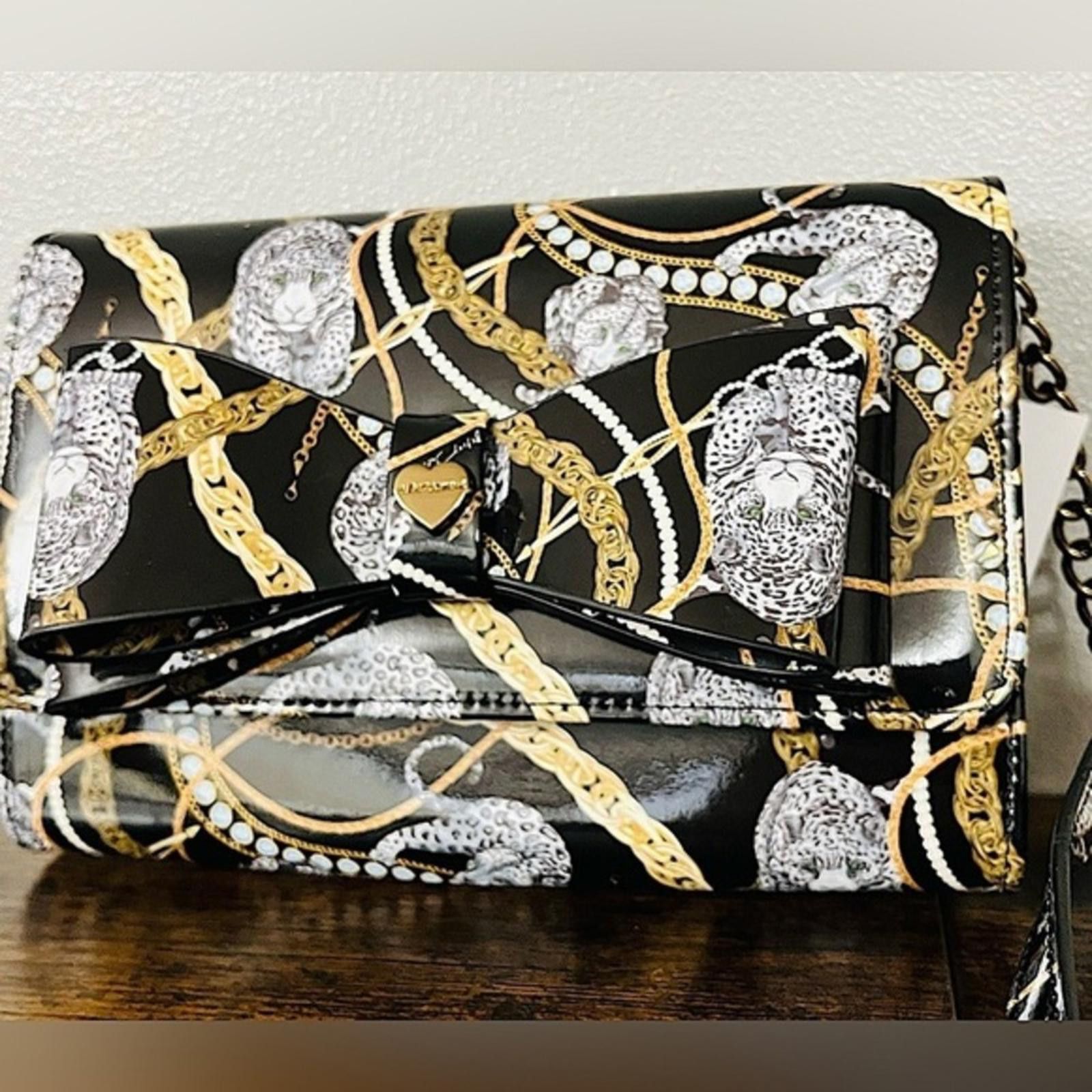Betsey Johnson Betsey Johnson Xodani Now Patent Leather Wallet Bag Size ONE SIZE - 1 Thumbnail