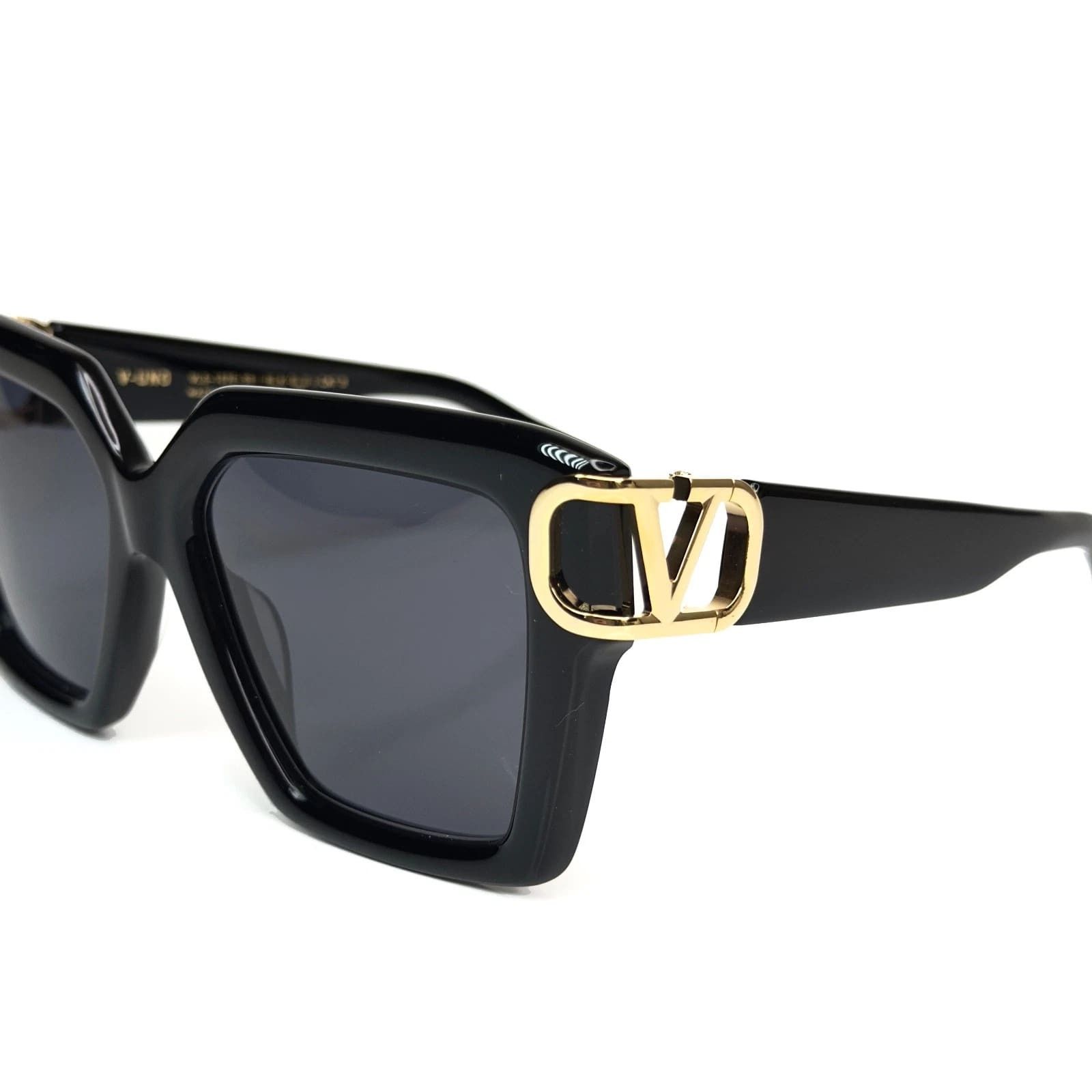 Valentino VALENTINO V-UNO VLS107 Black VLS 107E Gold Logo Sunglasses Size ONE SIZE - 8 Thumbnail