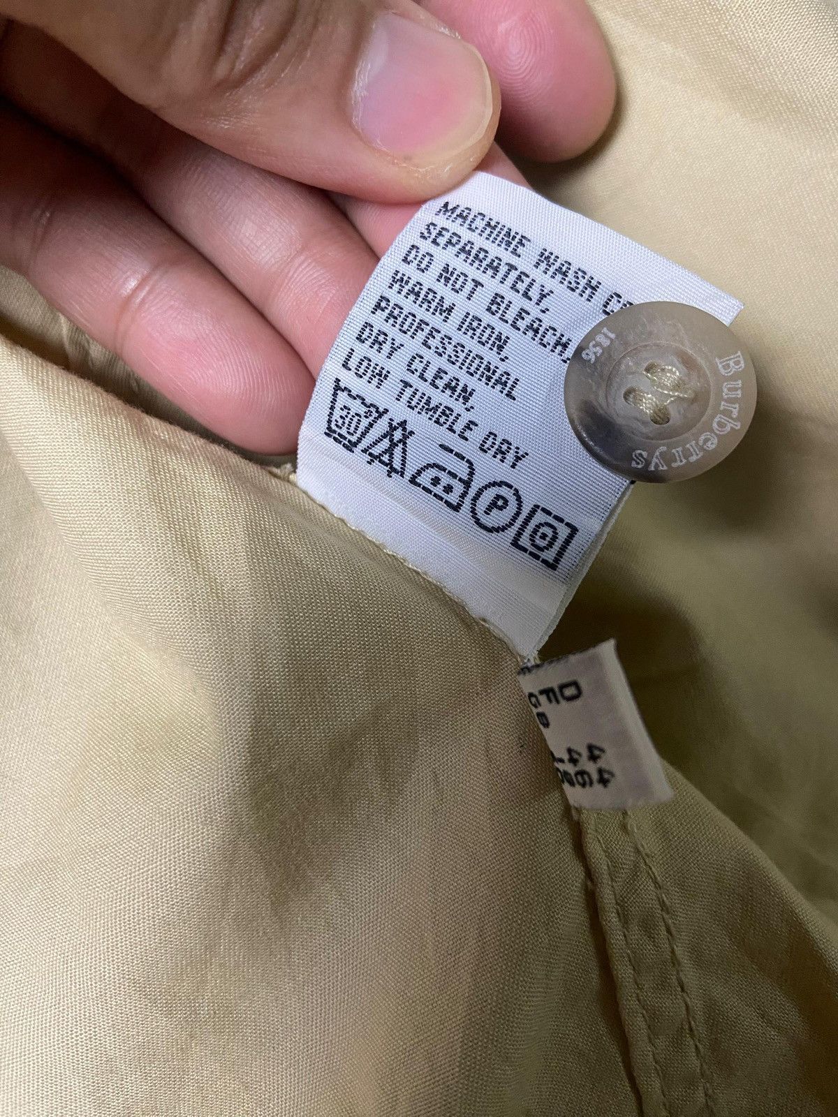 Burberry Burberrys of London Utility Pocket Vest (170) Size US S / EU 44-46 / 1 - 8 Thumbnail