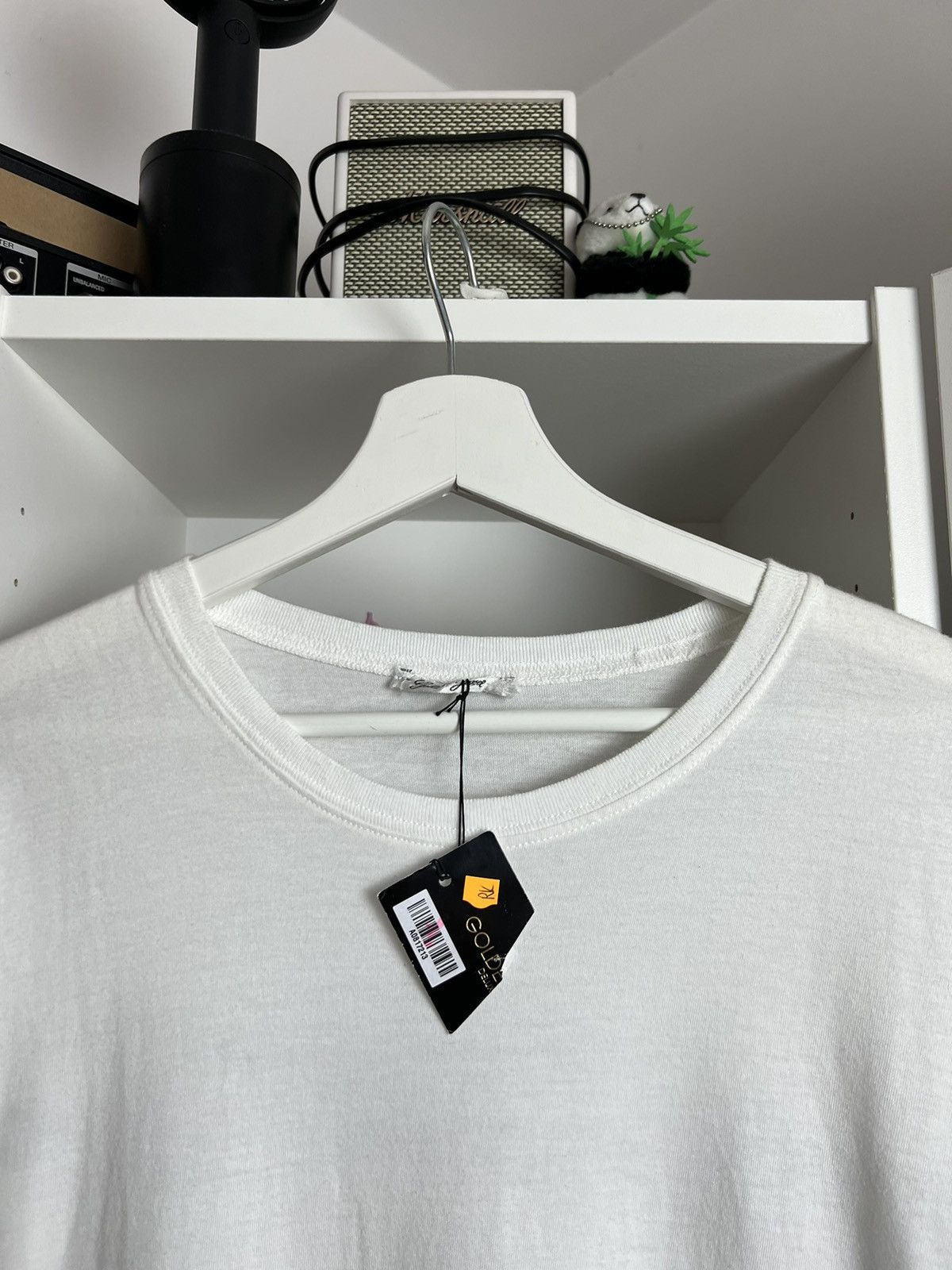 Designer × Golden Goose Golden Goose big logo white t-shirt XS designer luxury casual Size US XS / EU 42 / 0 - 4 Thumbnail