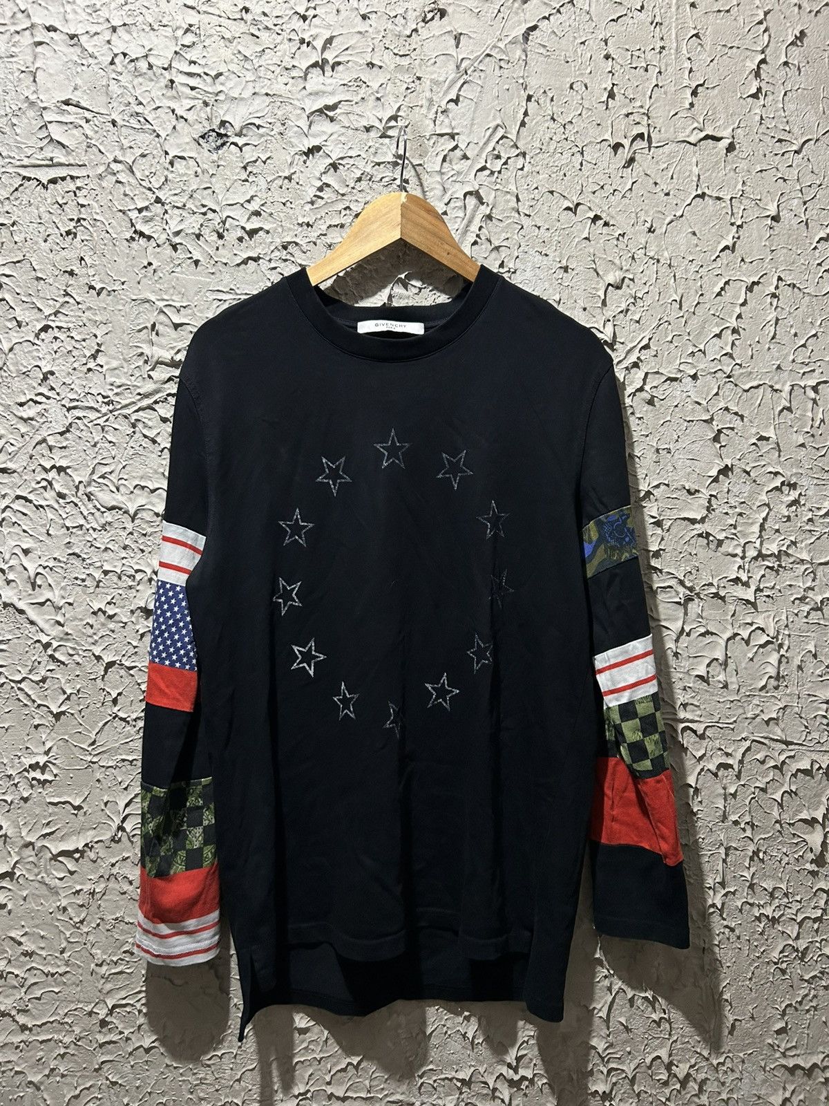 Givenchy givenchy ticsi era L/s starspatchwork Size US L / EU 52-54 / 3 - 1 Thumbnail