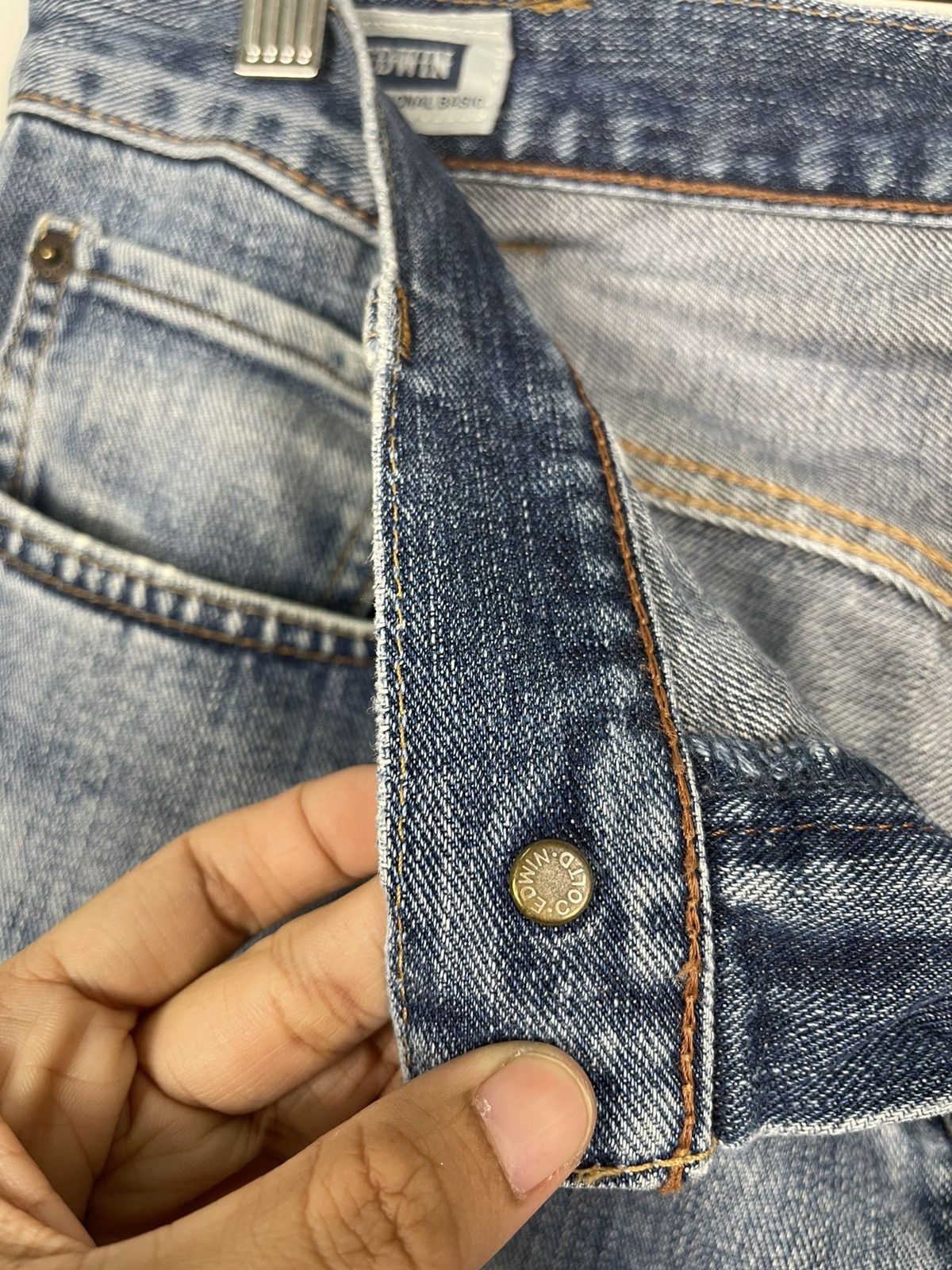 Edwin Vintage Edwin 402 Made In Japan Distressed Jeans Size US 33 - 15 Thumbnail