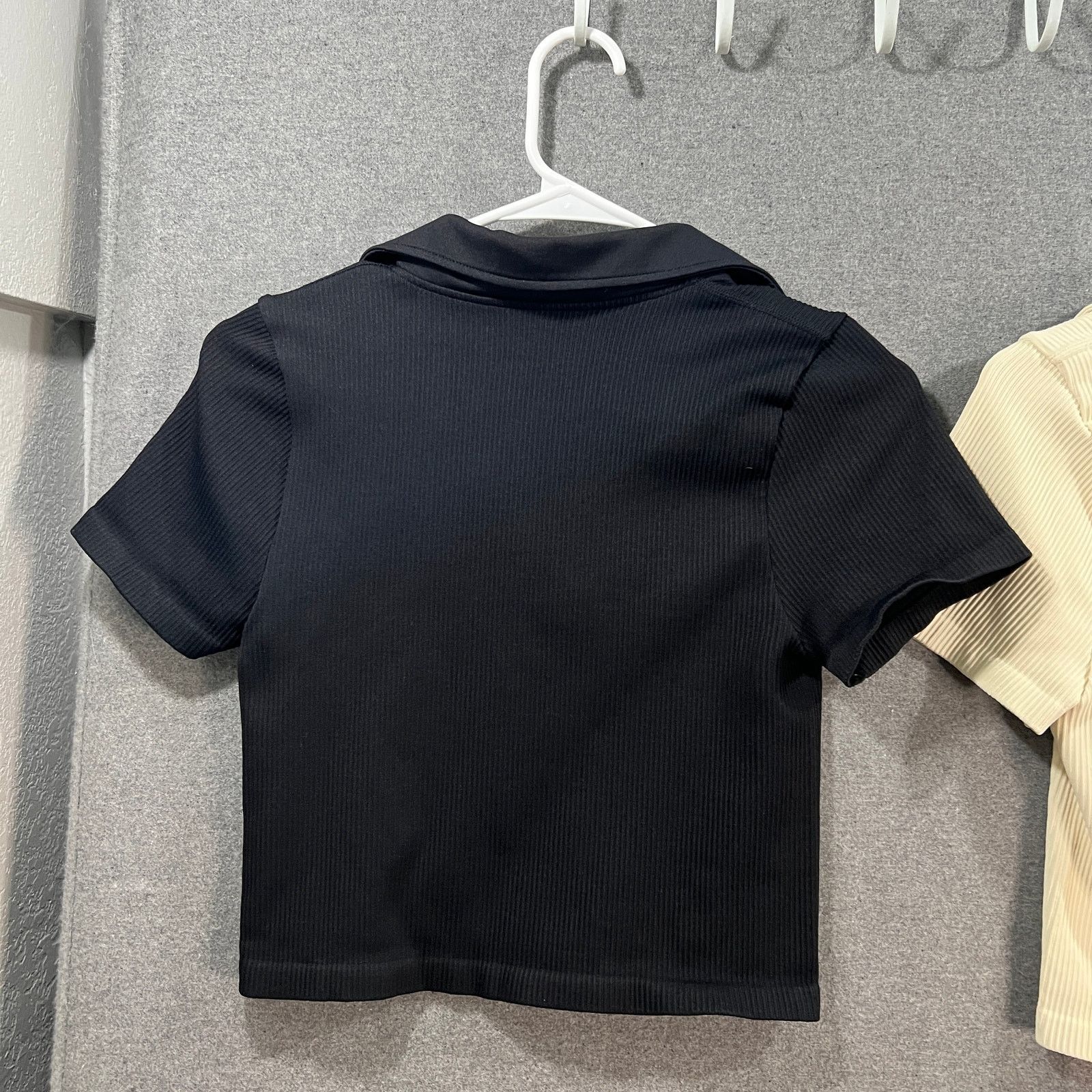 Other OQQ Women's 2 Piece Collar Crop Short Sleeve Size M / US 6-8 / IT 42-44 - 4 Thumbnail