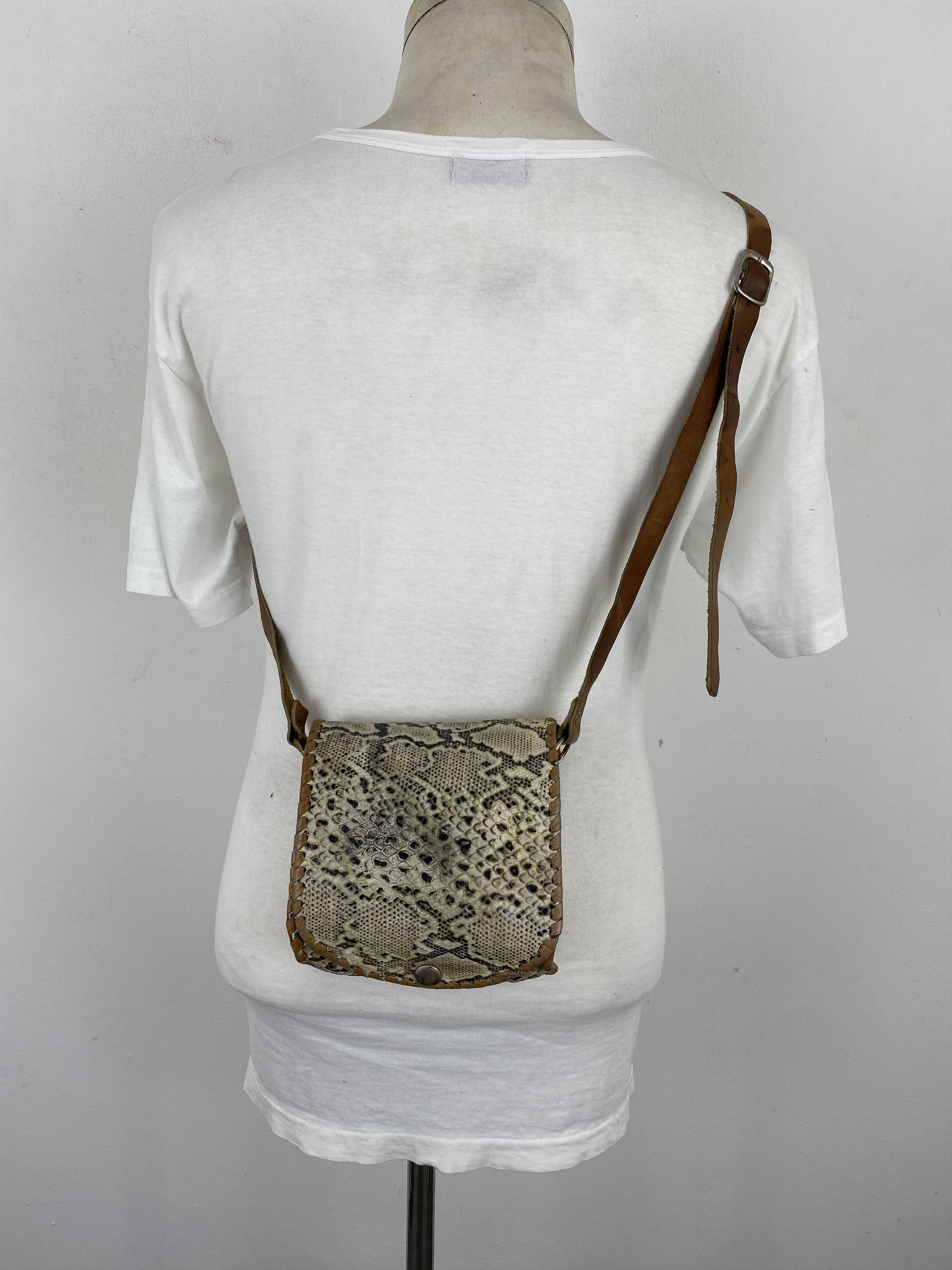 Japanese Brand Vintage Python Snake Leather Sling BAG Size ONE SIZE - 1 Thumbnail