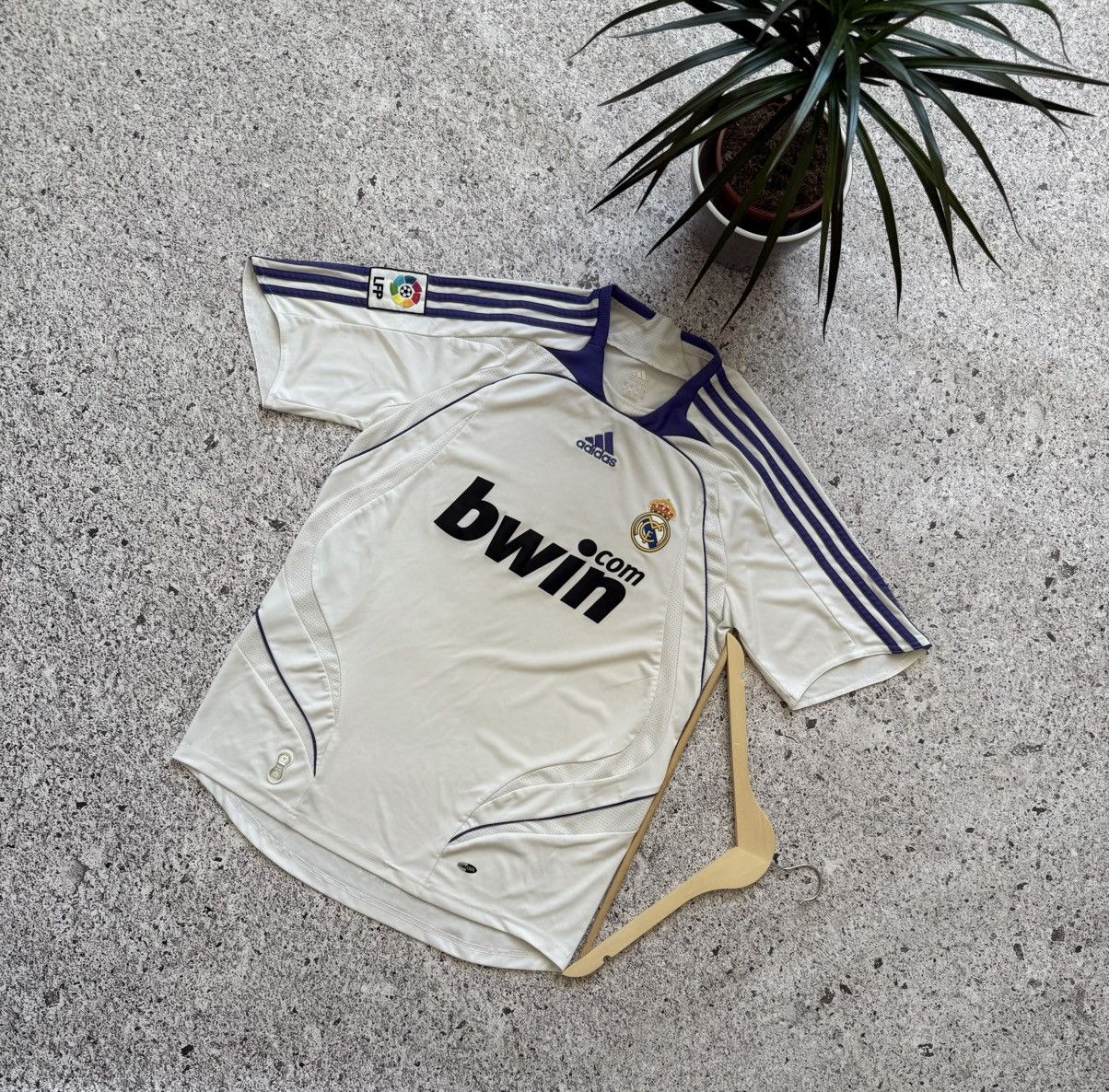 Adidas Vintage Real Madrid 2007 2008 Home Football Soccer Jersey Size US M / EU 48-50 / 2 - 1 Thumbnail