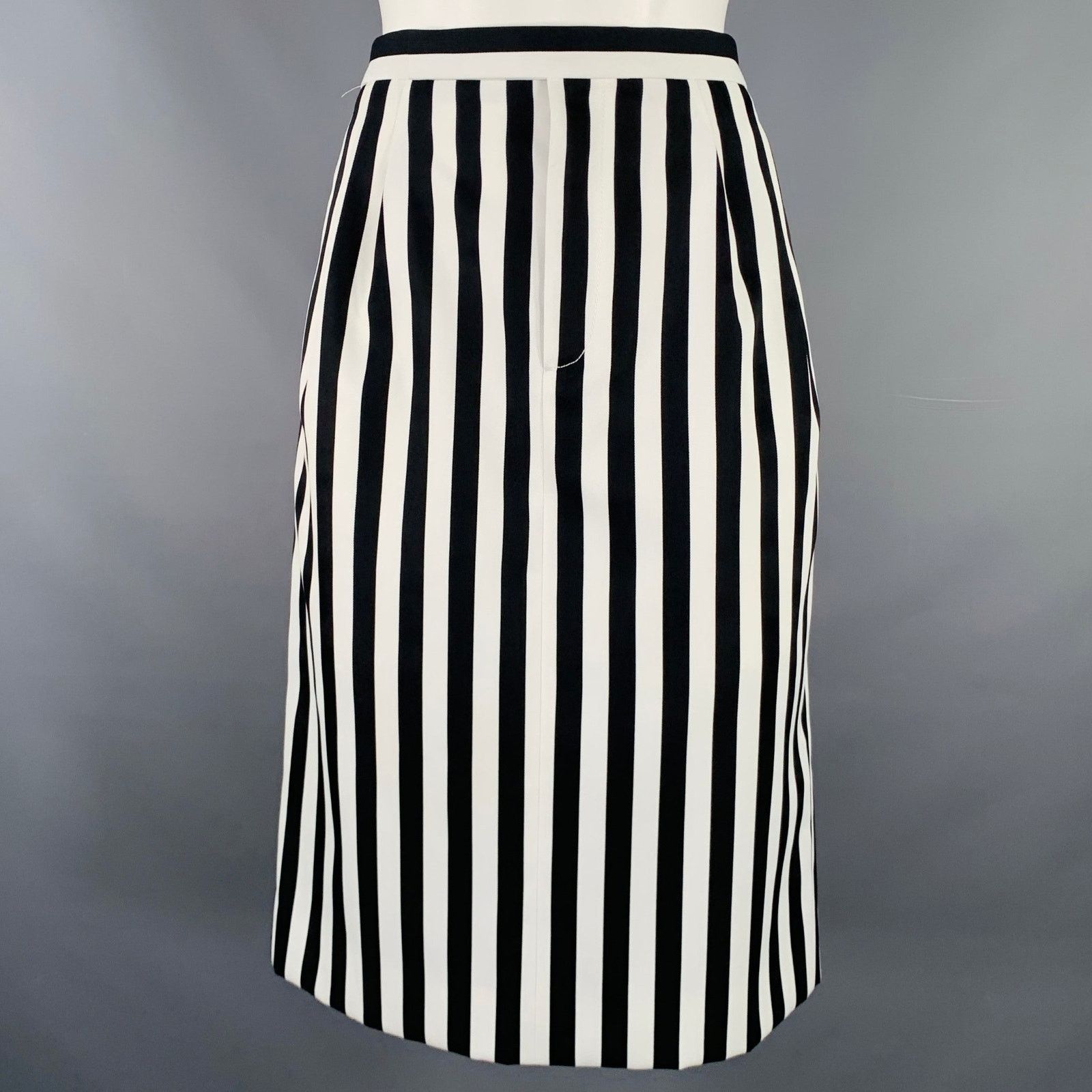 Marc Jacobs MARC JACOBS Size 6 Black White Polyester Stripe Pencil Skirt Size 28" / US 6 / IT 42 - 1 Thumbnail