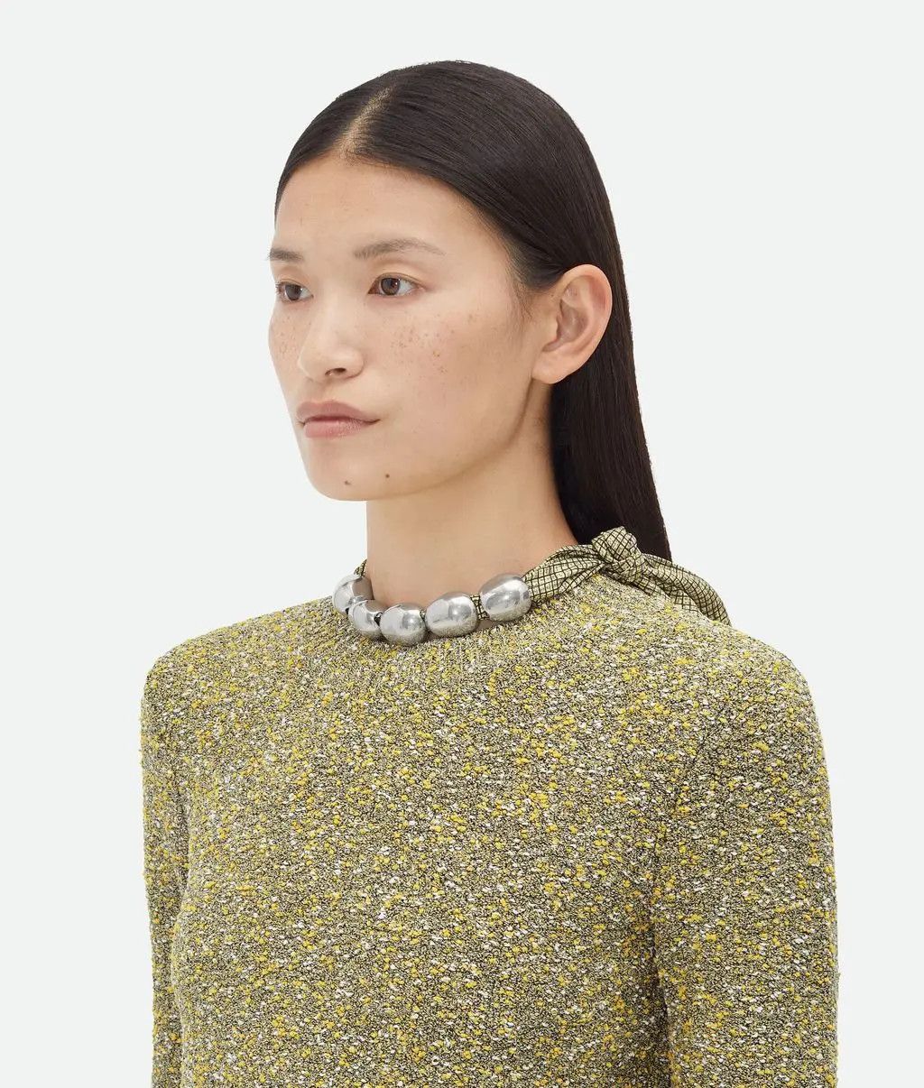 Bottega Veneta o1w1db10825 Size: OS / Printed Viscose Silk Beads Scarf Size ONE SIZE - 2 Thumbnail