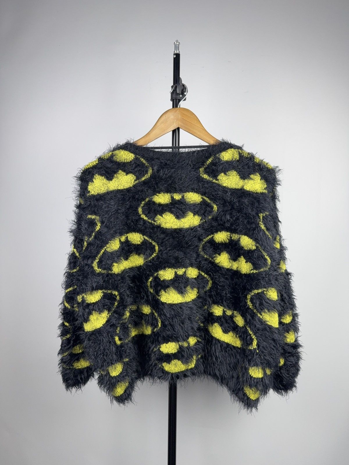 DC Comics Vintage 2013 Batman Fuzzy Knit Shaggy Sweater DC Comics Size L / US 10 / IT 46 - 9 Thumbnail