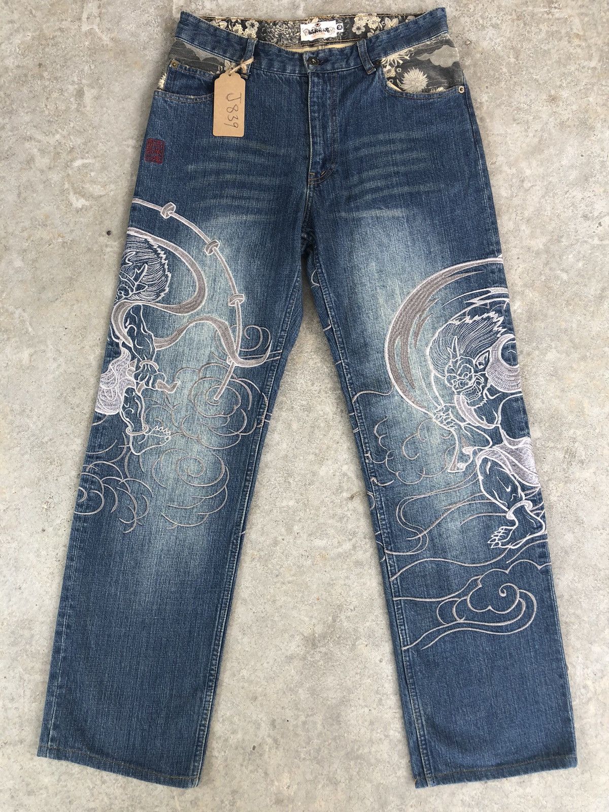 Karakuri Tamashii Karakuri Tamashii Embroidered Jeans Distressed Jeans Size US 30 / EU 46 - 1 Thumbnail