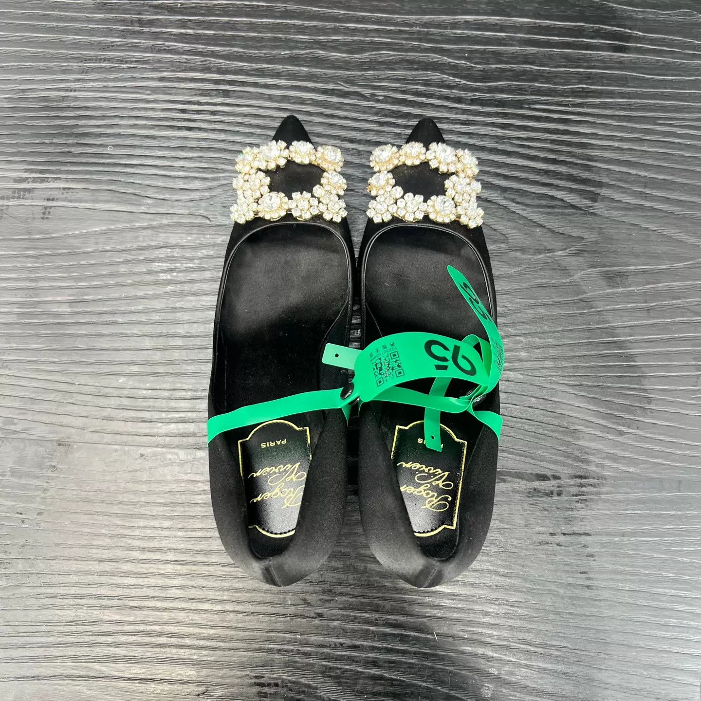 Roger Vivier RV women's Black Crystal-Embellished Heels 36 (minor scuffs) Size US 5.5 / IT 35.5 - 7 Thumbnail